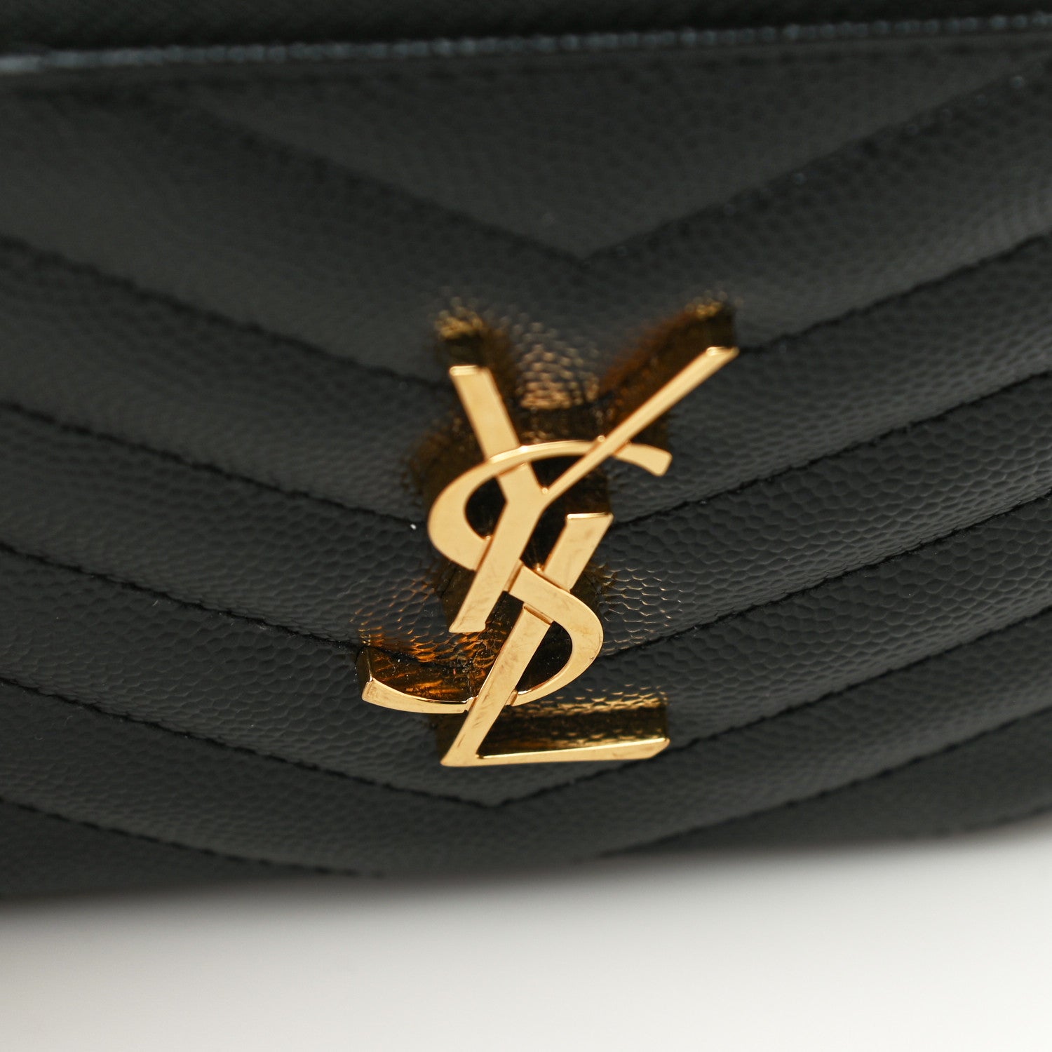 Saint Laurent Grain De Poudre Matelasse Chevron Monogram Compact Zip Around Wallet Black 17 of 21
