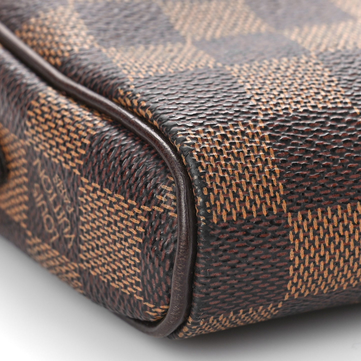 Damier Ebene Pochette Ipanema