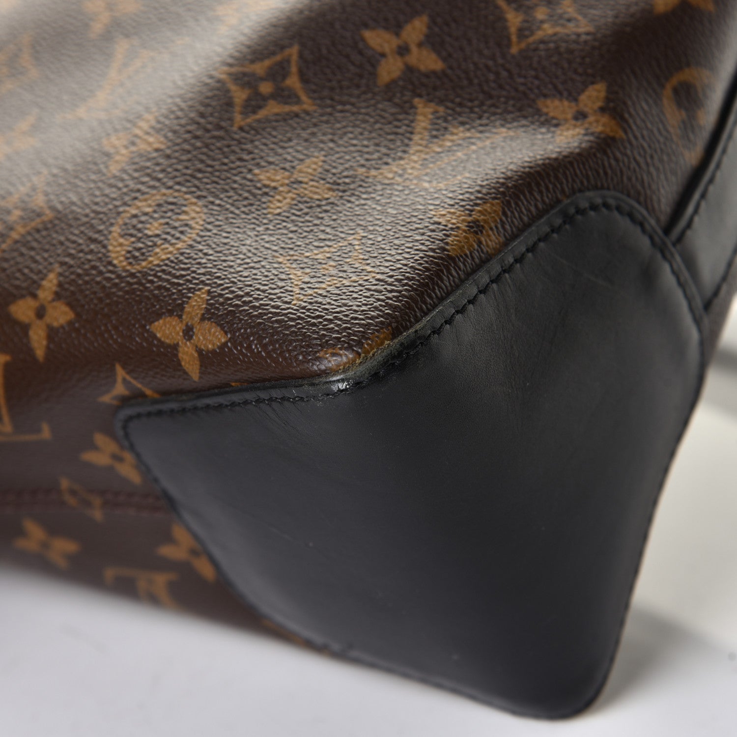 Louis Vuitton Monogram Macassar Torres Messenger 7 of 8