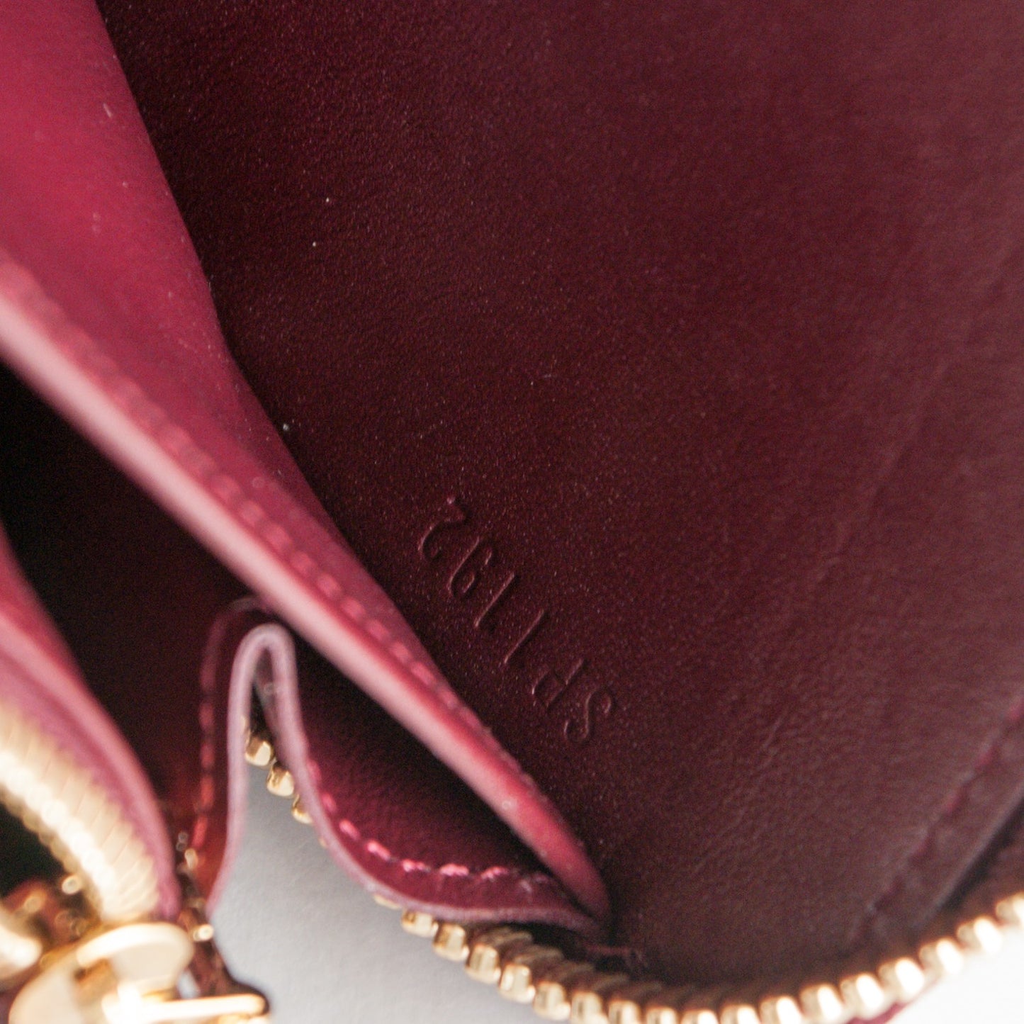 Vernis Zippy Wallet Rouge Fauviste