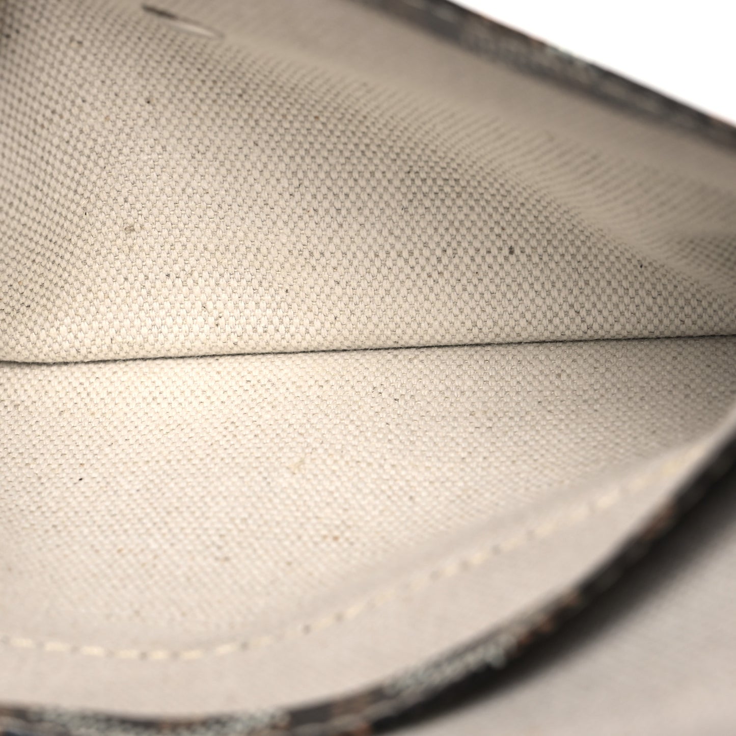 Goyardine Pouch Black Gold