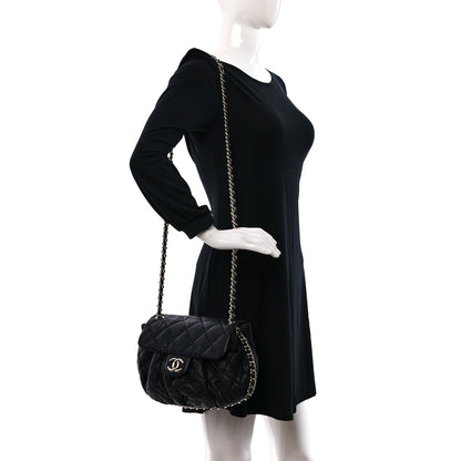 Chanel Washed Lambskin Quilted Medium Chain Around Messenger Black 2 of 9