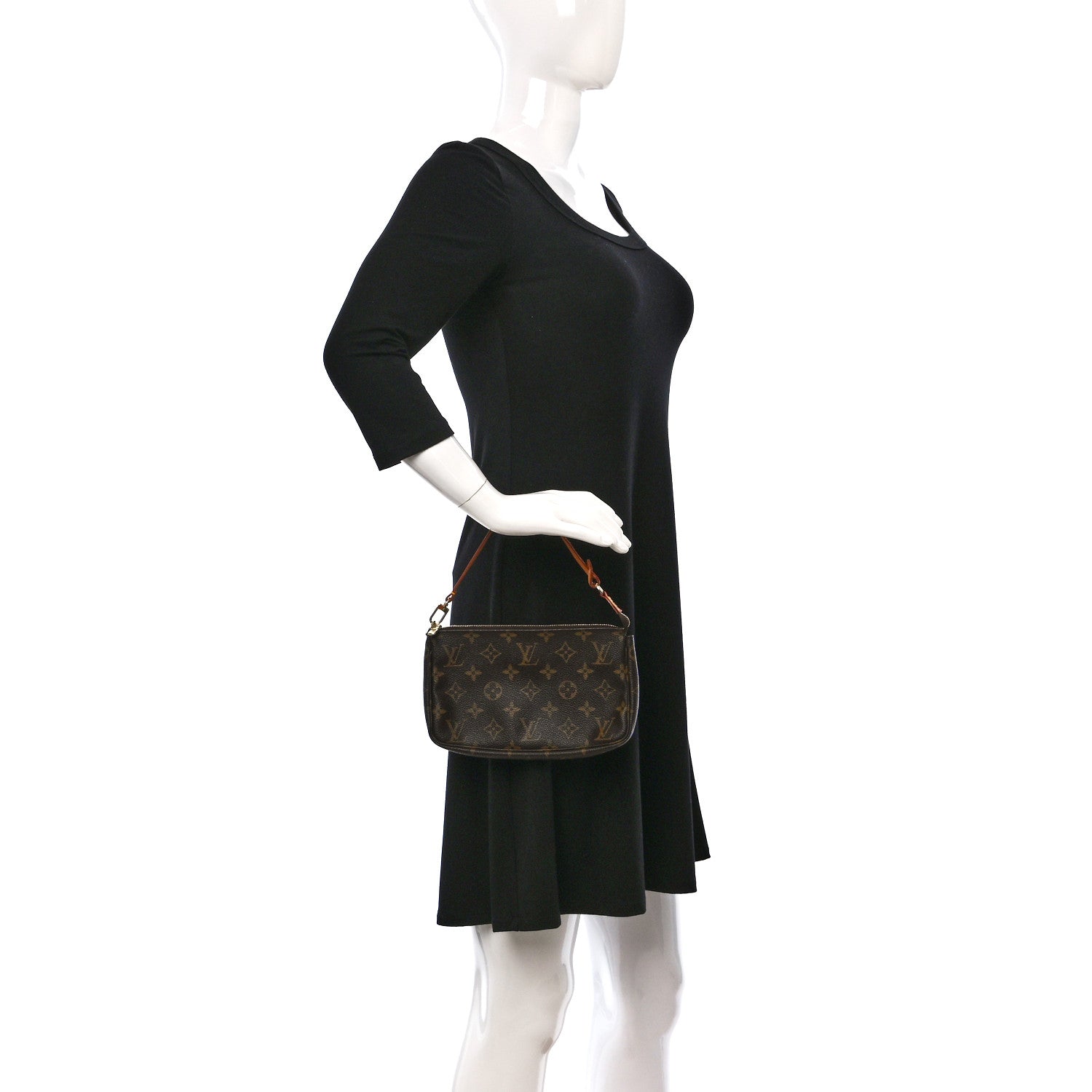 Louis Vuitton Monogram Pochette Accessories 2 of 9