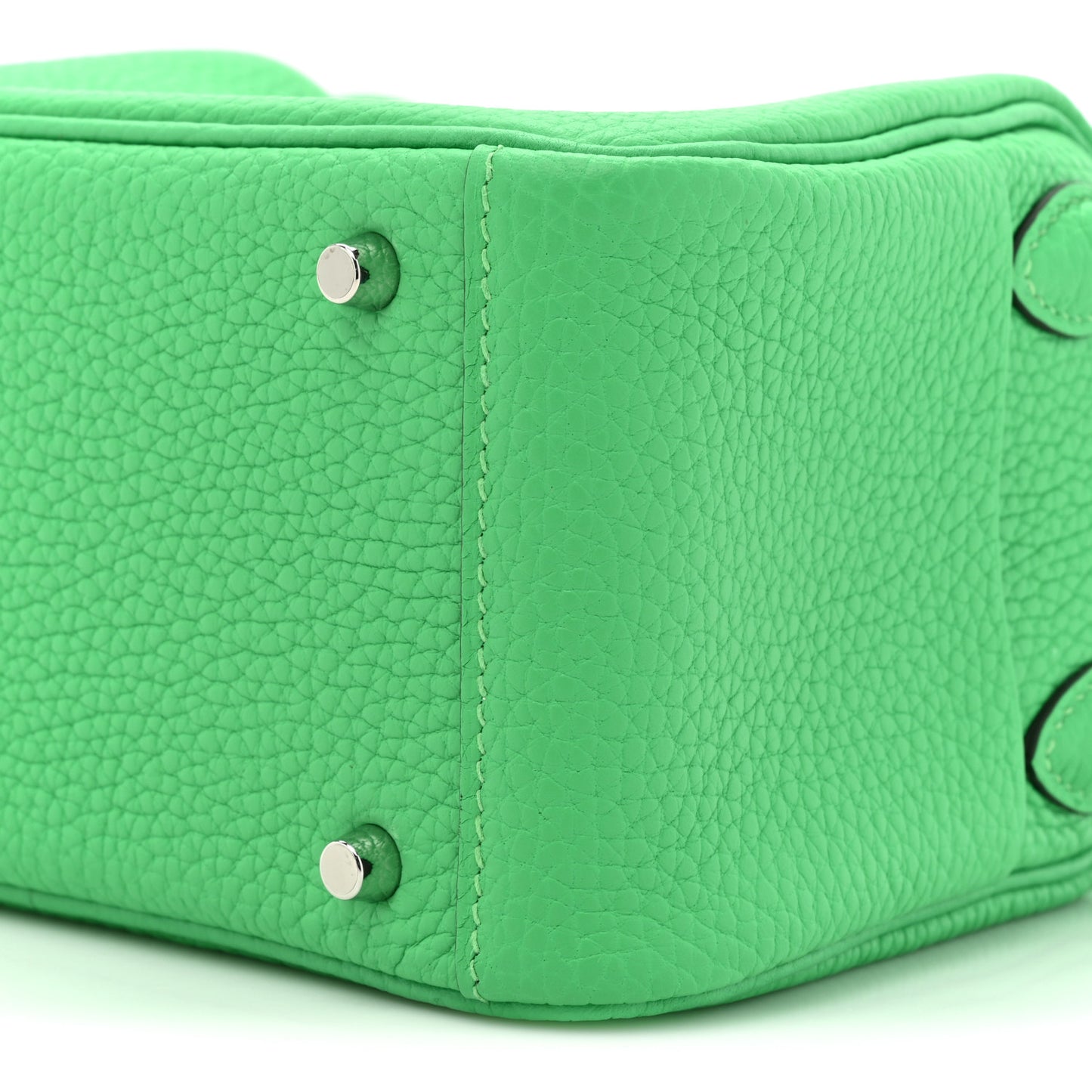 Taurillon Clemence Mini Lindy 20 Vert Comics