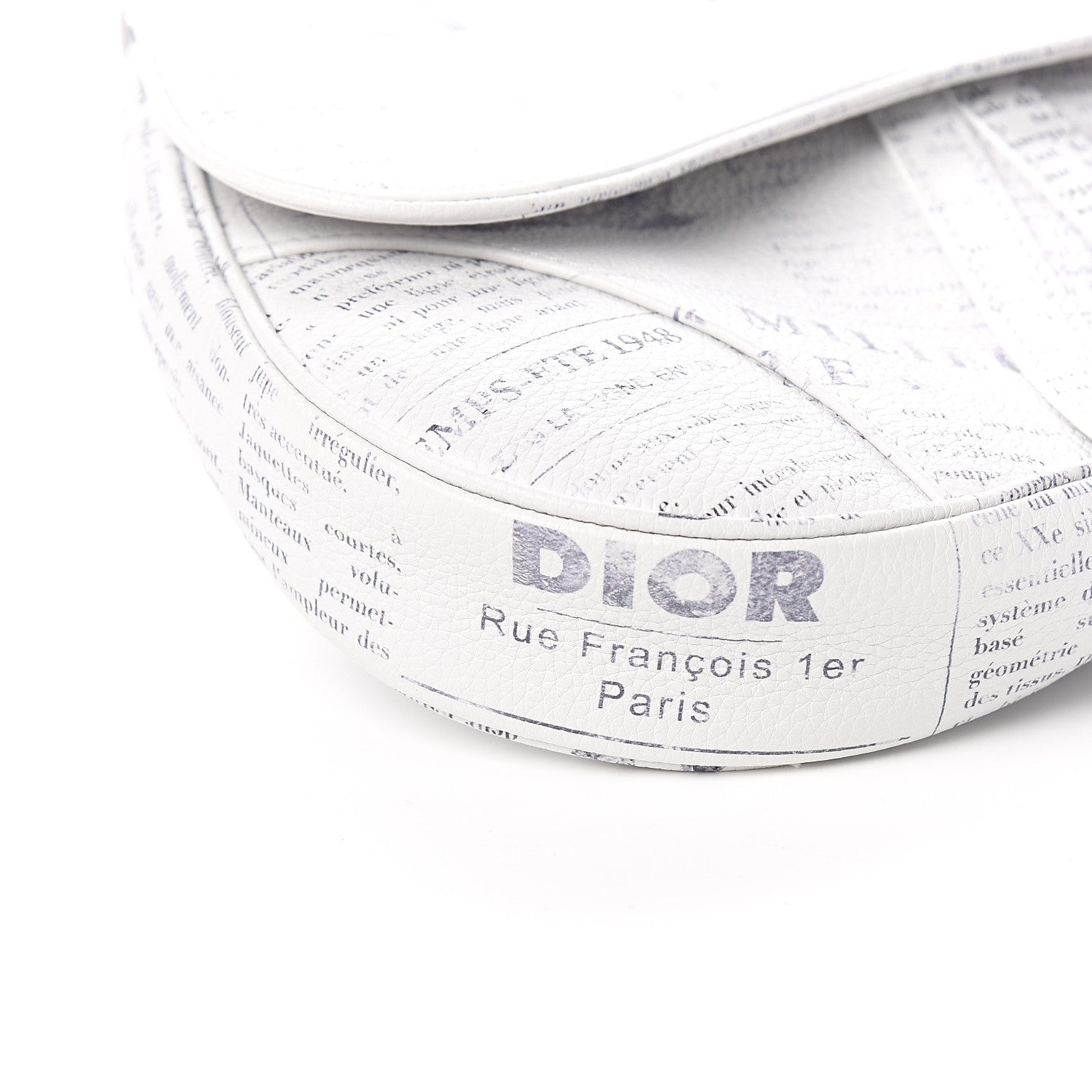 Christian Dior X DANIEL ARSHAM Grained Calfskin Newspaper Print Saddle Bag White 7 of 11