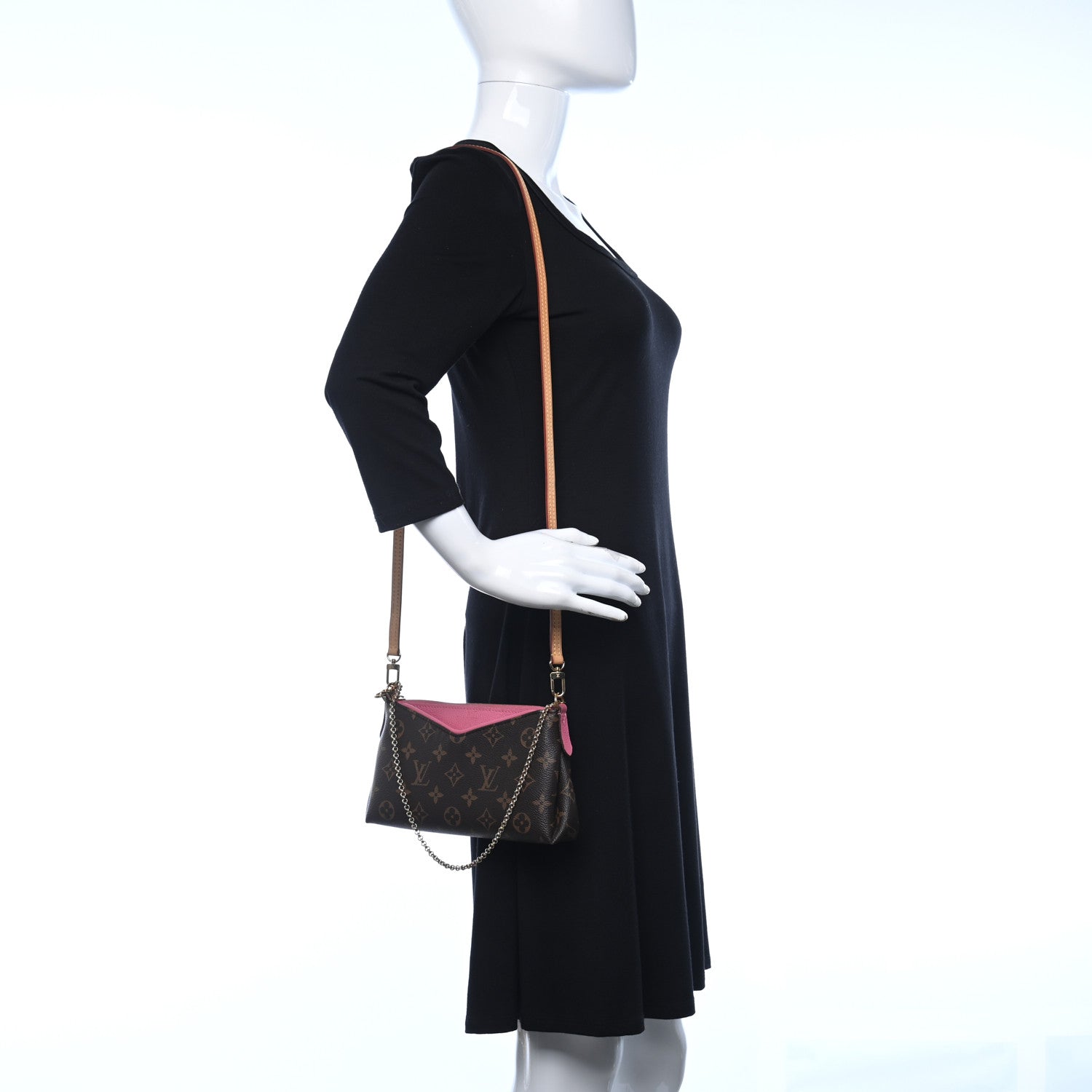 Louis Vuitton Monogram Pallas Clutch Rose Fizzy 2 of 13