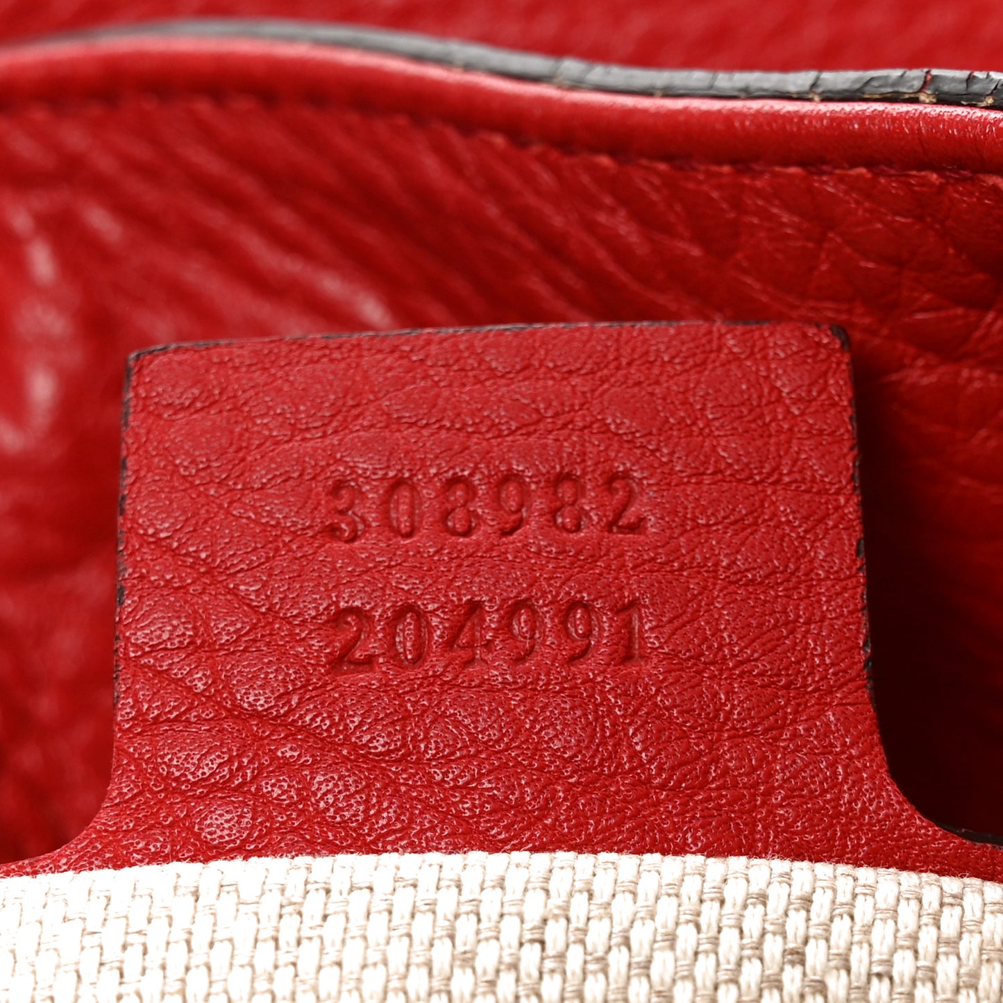 Pebbled Calfskin Medium Soho Chain Shoulder Bag Tabasco Red