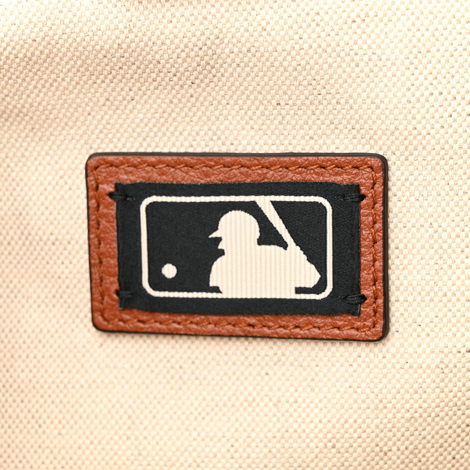 Gucci X MLB GG Monogram NY Yankees Medium Backpack Beige Ruggine Ivory 8 of 12
