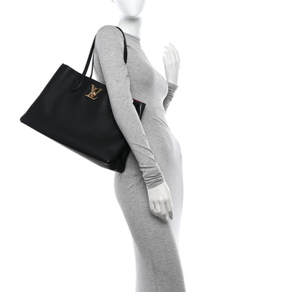 Louis Vuitton Grained Calfskin Lockme Shopper Black 2 of 15