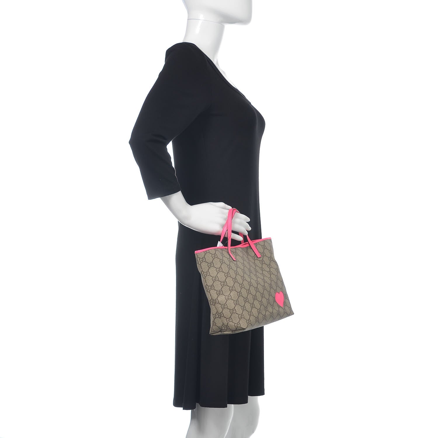 Gucci GG Supreme Monogram Kids Heart Tote Pink 2 of 10