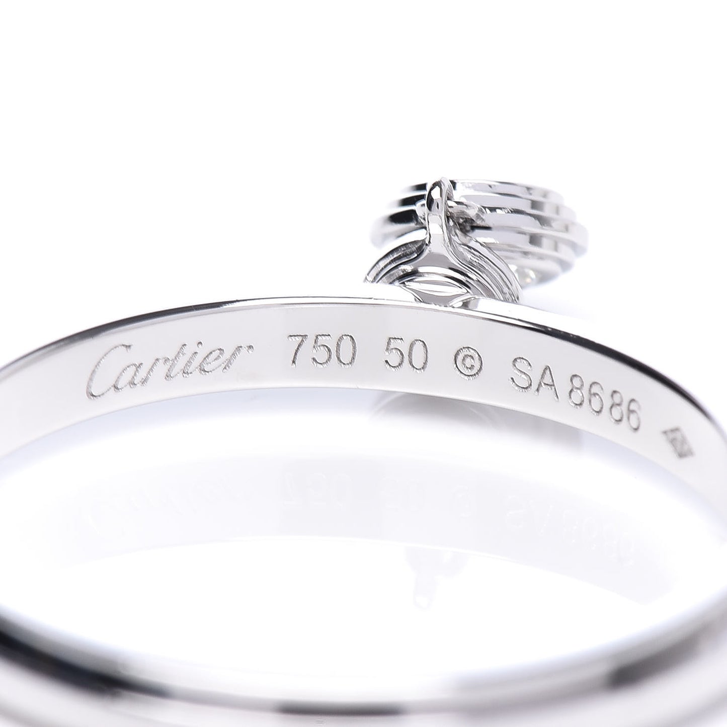 18K White Gold Diamond D'Amour Heart Ring 50 5.25