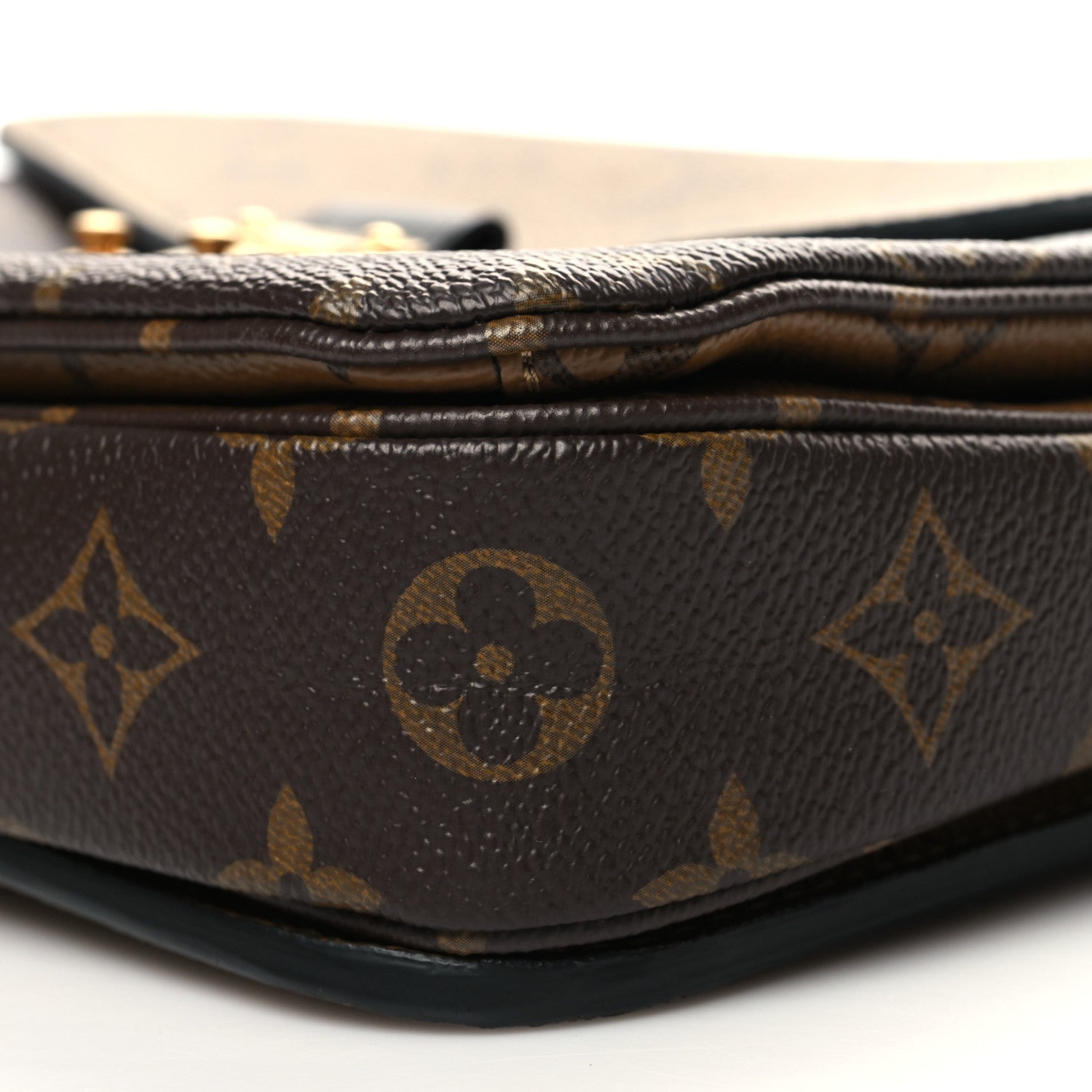 Louis Vuitton Reverse Monogram Pochette Metis 11 of 11