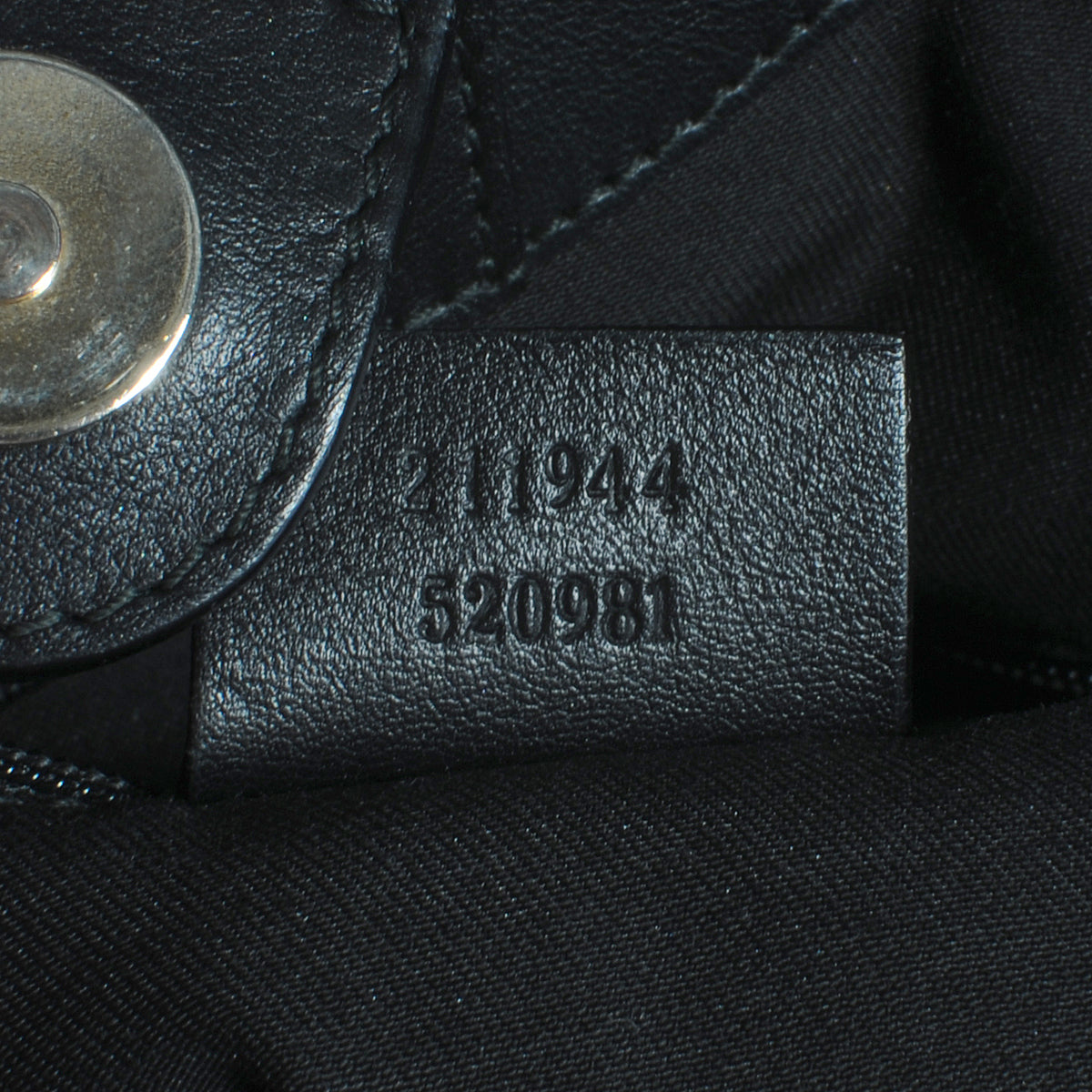 Gucci Monogram Medium Sukey Black 6 of 8