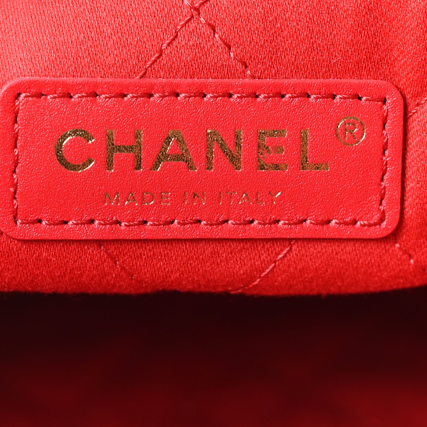 Shiny Calfskin Quilted Small Chanel 22 Red