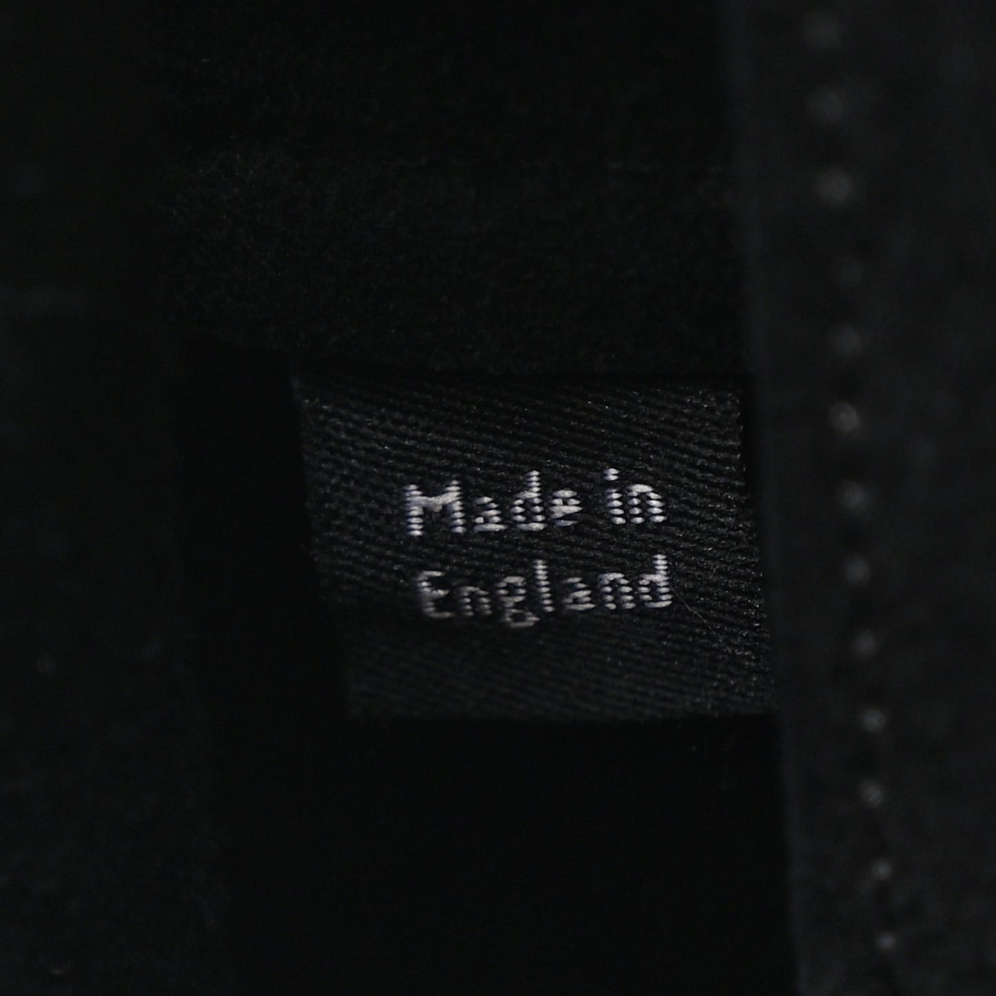 Classic Grain Calfskin Bayswater Black