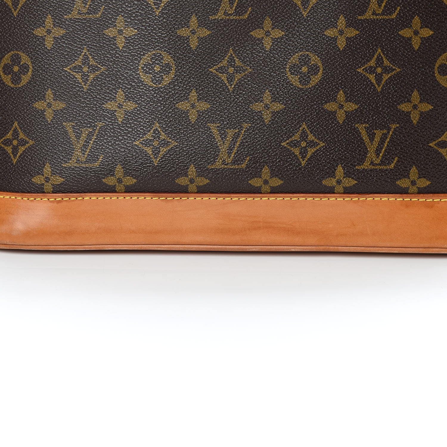 Louis Vuitton Monogram Alma PM 15 of 18