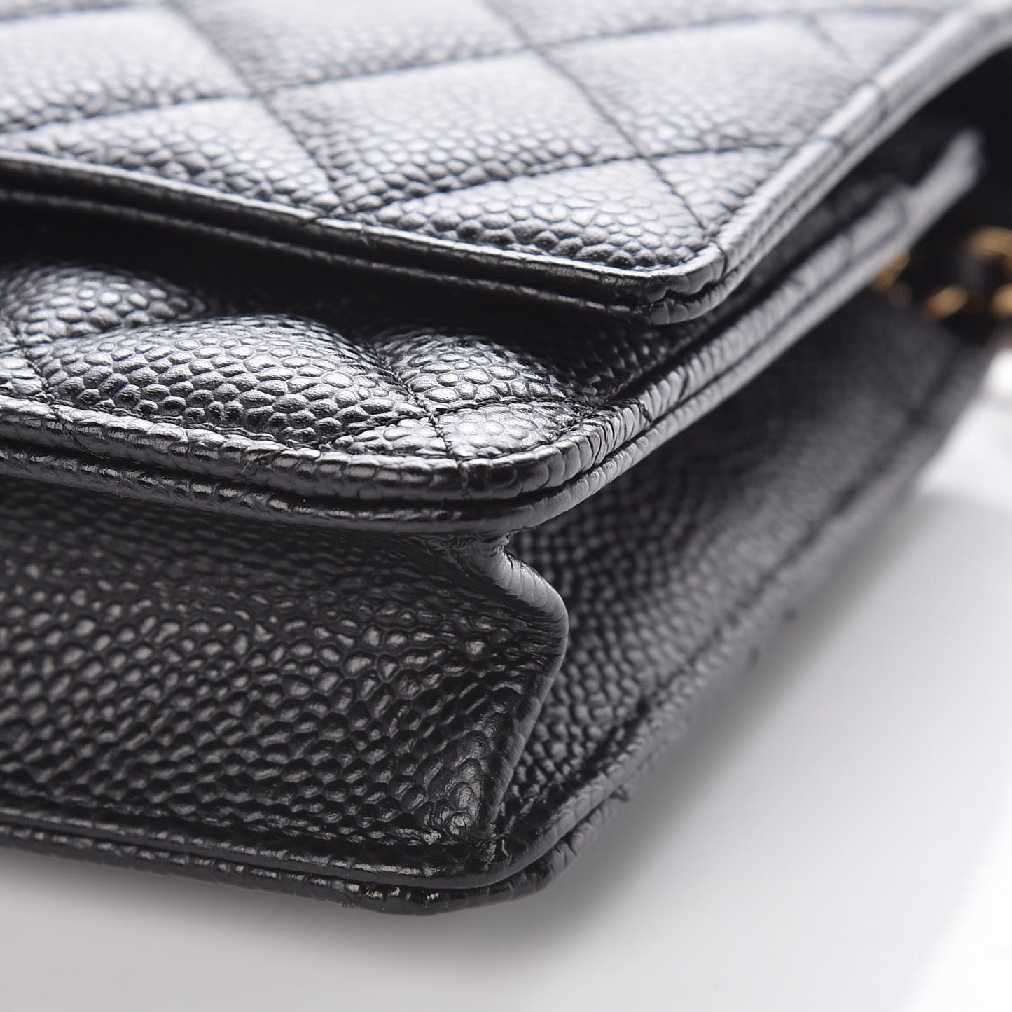 Caviar Quilted Wallet On Chain WOC Black