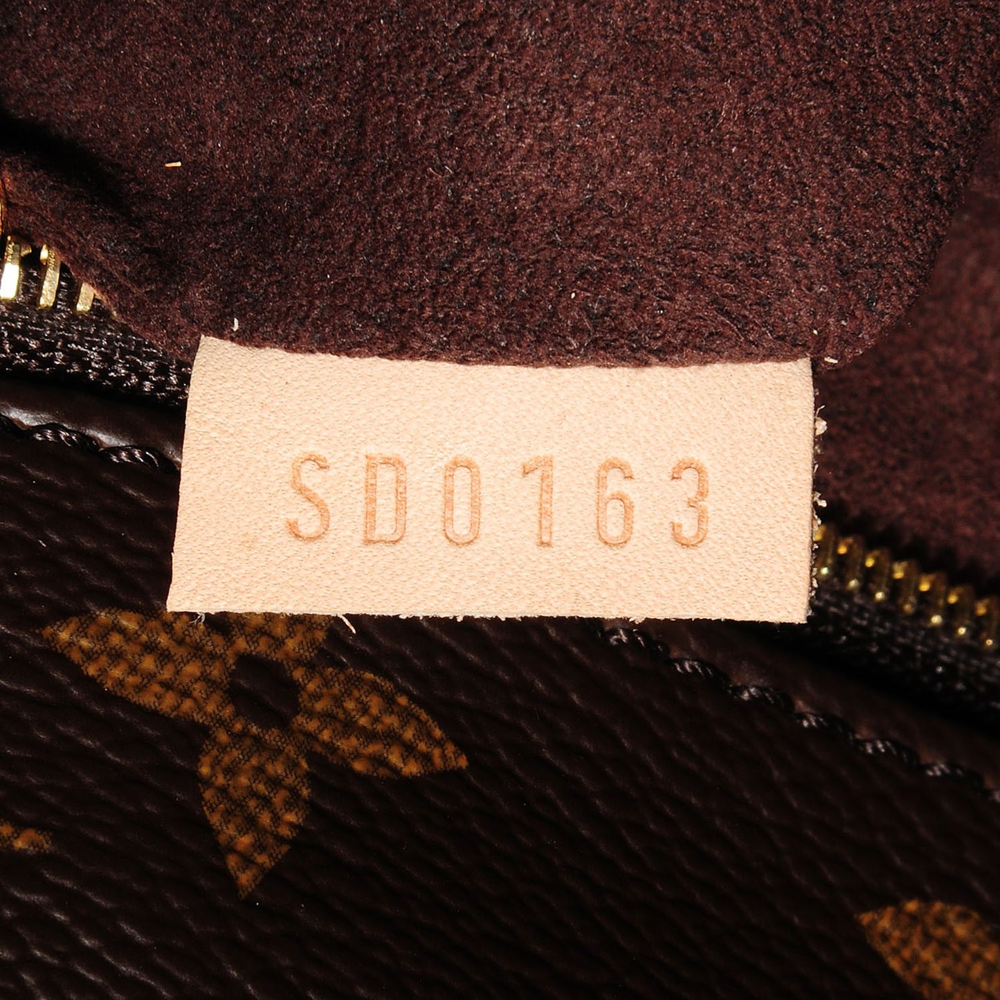 Monogram Metis