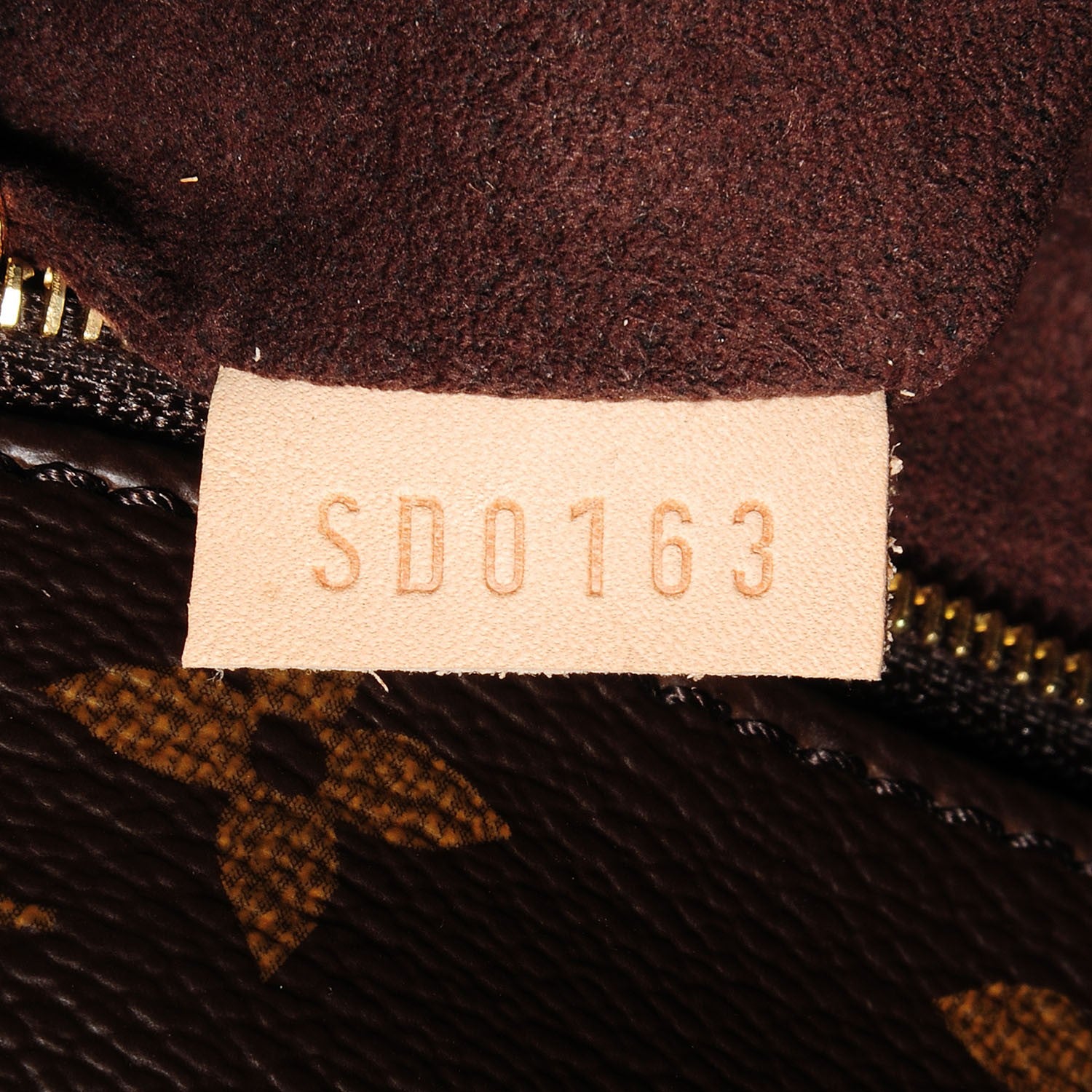 Louis Vuitton Monogram Metis 7 of 8