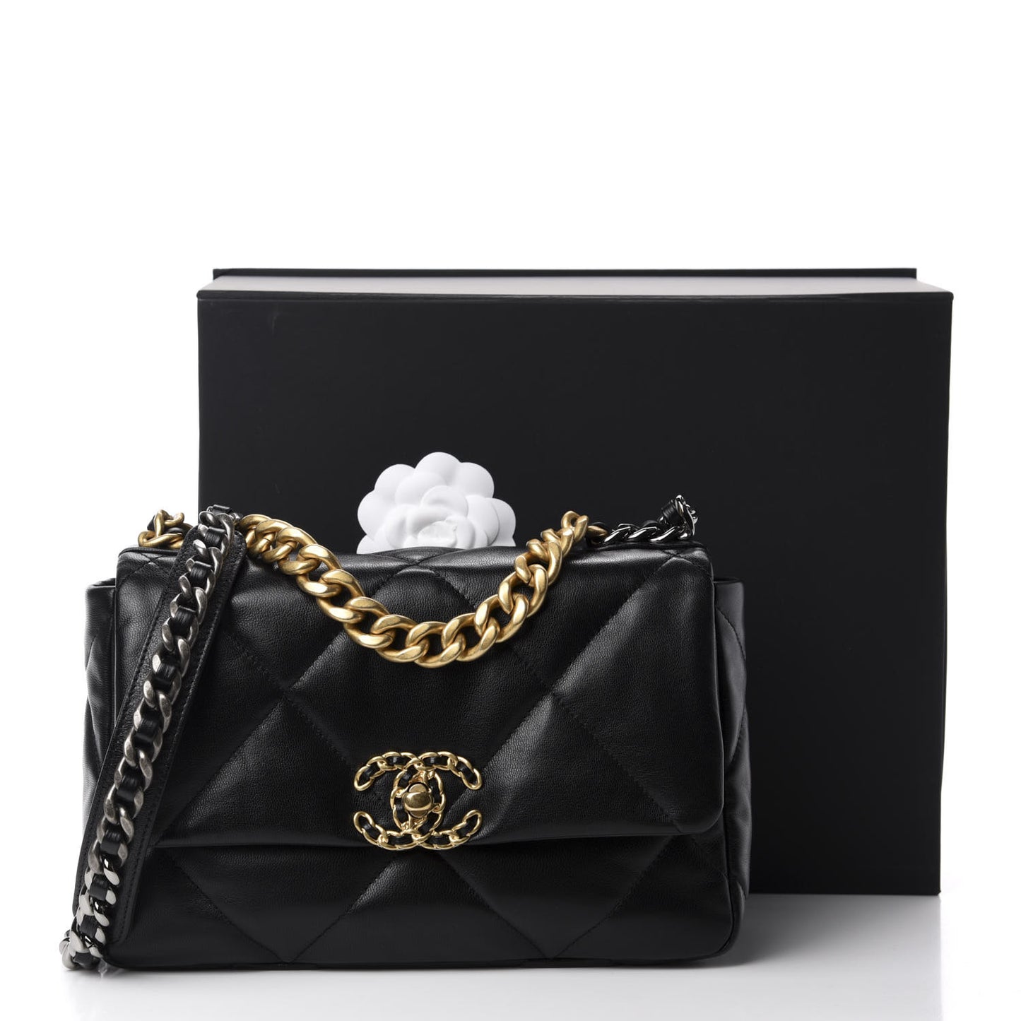 Goatskin Quilted Medium 19 Flap Black