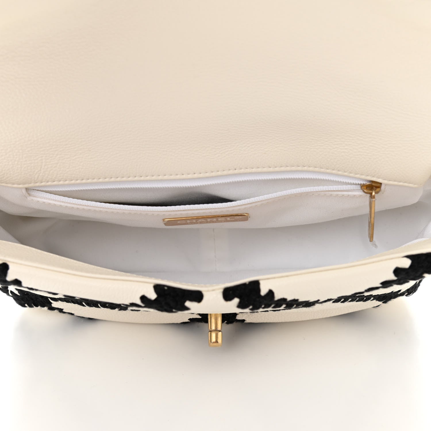 Chanel Calfskin Crochet Medium Chanel 19 Flap White Black 5 of 11
