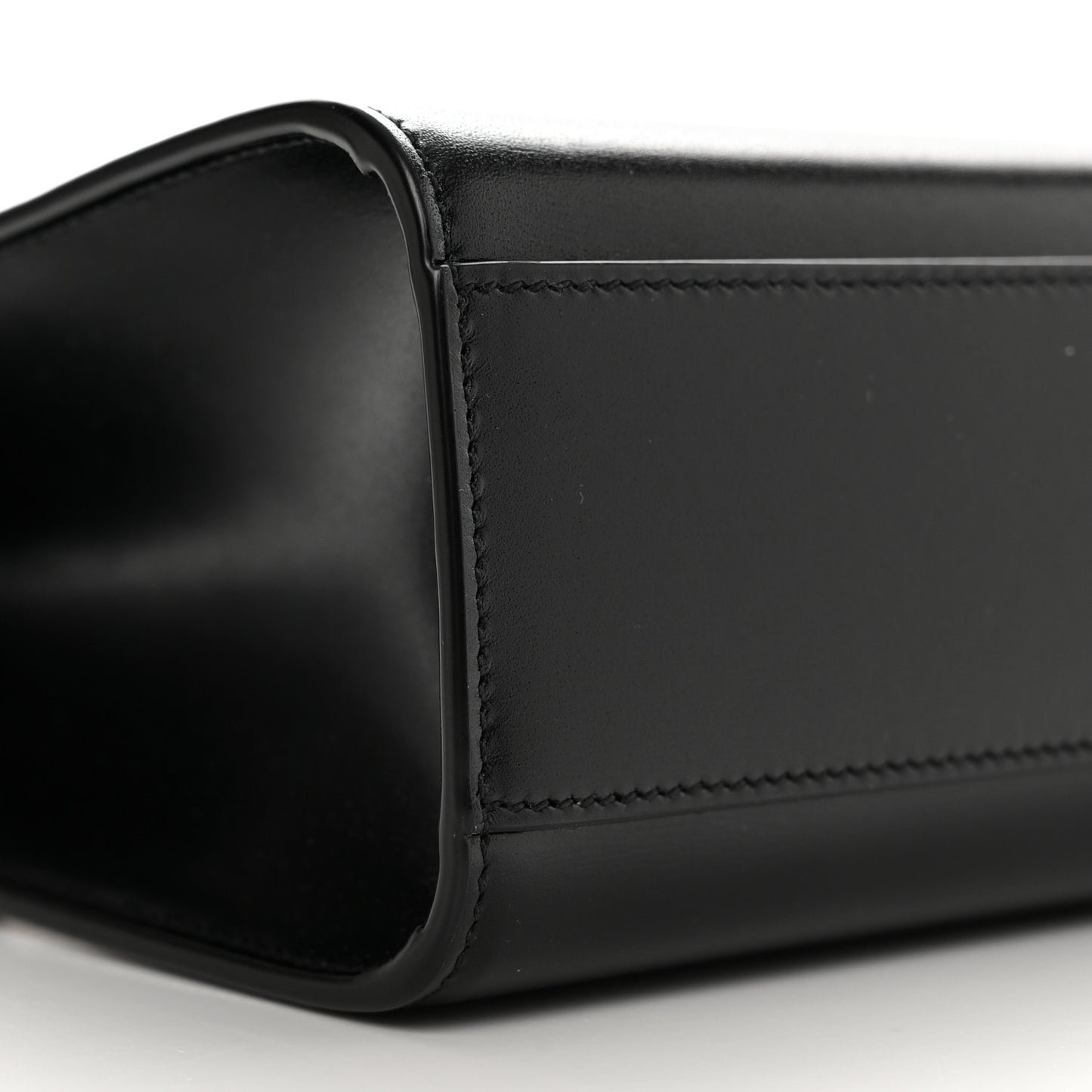 Smooth Calfskin Manhattan Shoulder Bag Black
