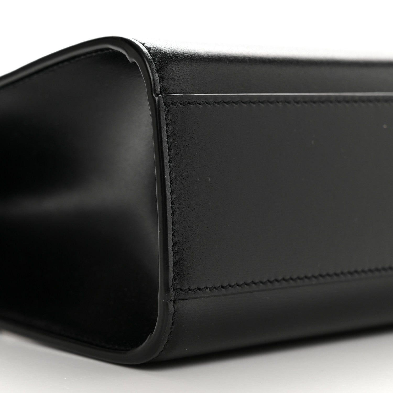 Saint Laurent Smooth Calfskin Manhattan Shoulder Bag Black 10 of 11
