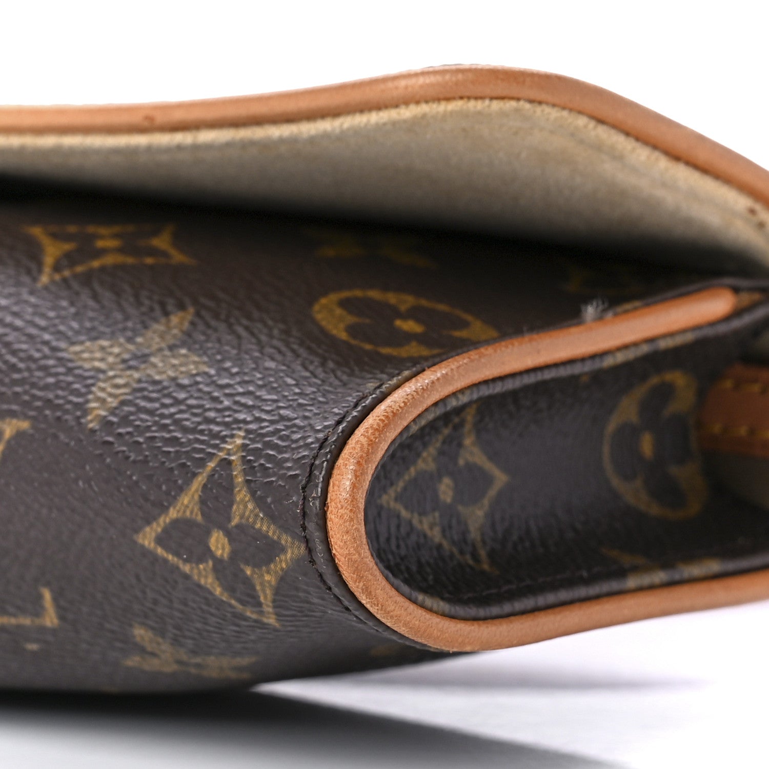 Louis Vuitton Monogram Pochette Twin PM 7 of 8