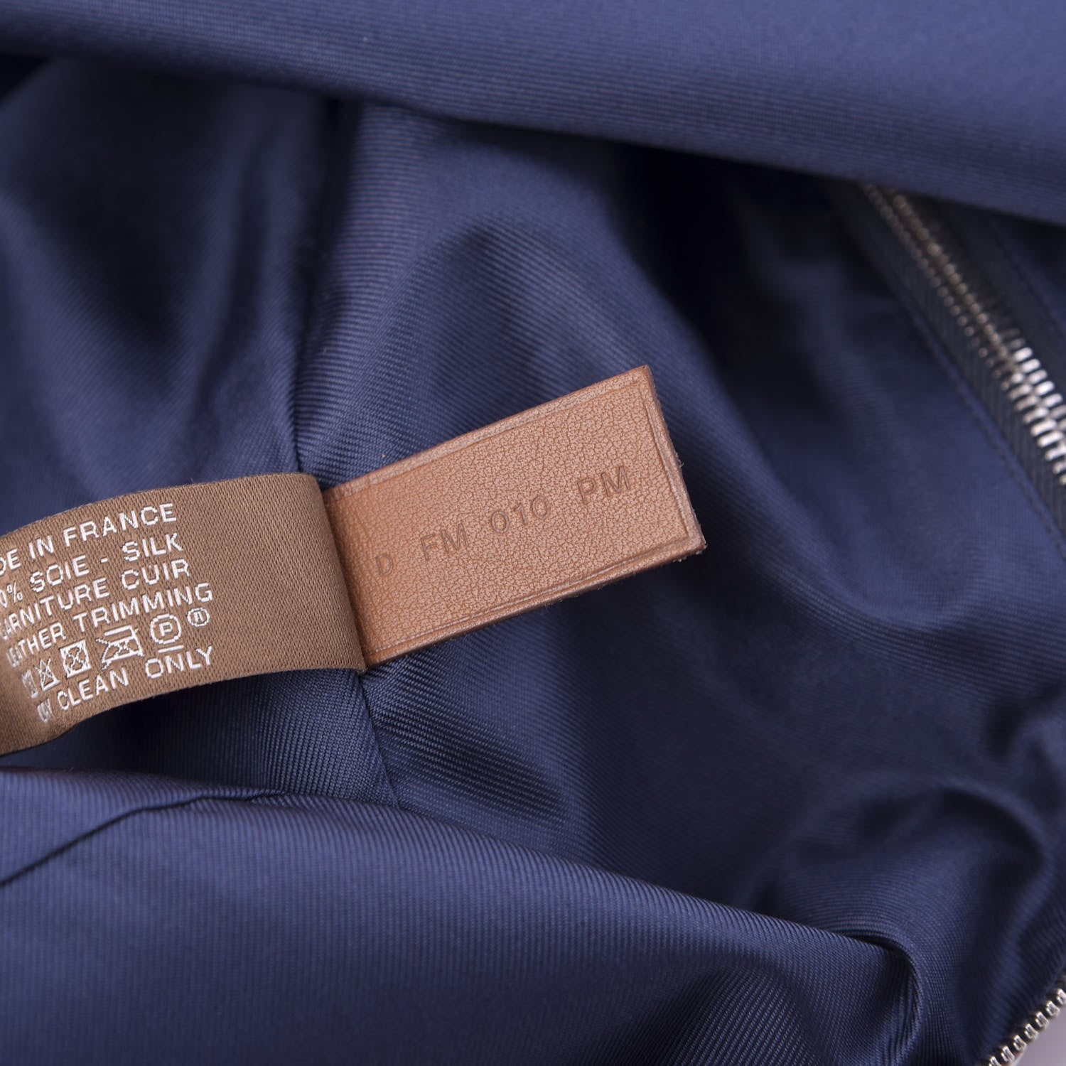 Hermes Silk Travelsilk Travel Cube Bordeaux Bleu Marine 16 of 20