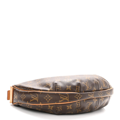 Louis Vuitton Monogram Croissant MM 4 of 10