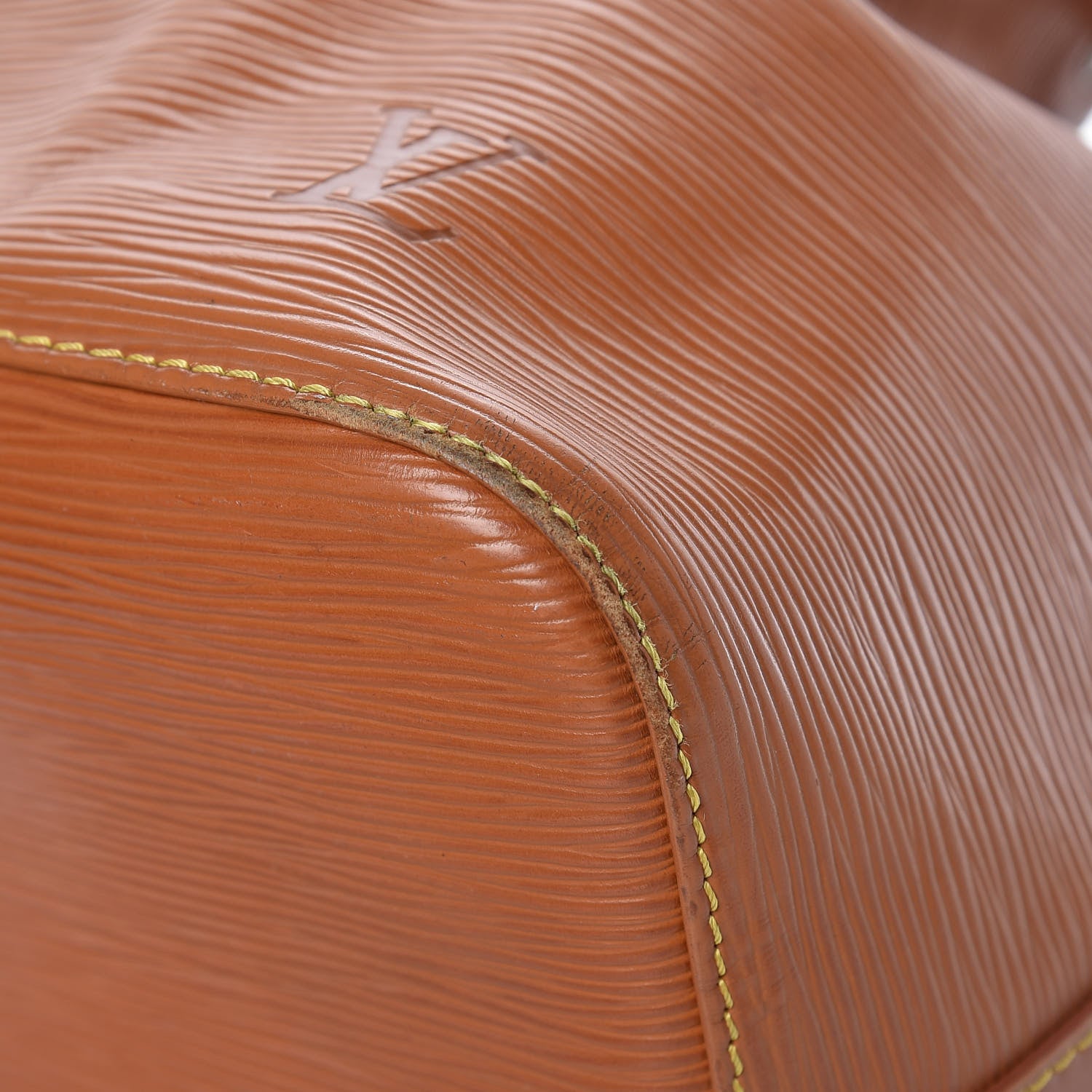 Louis Vuitton Epi Petit Noe Cipango 17 of 27