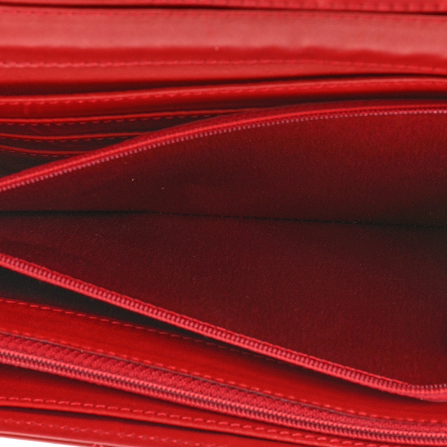 Patent Calfskin Quilted Brilliant East West Flap Clutch Red