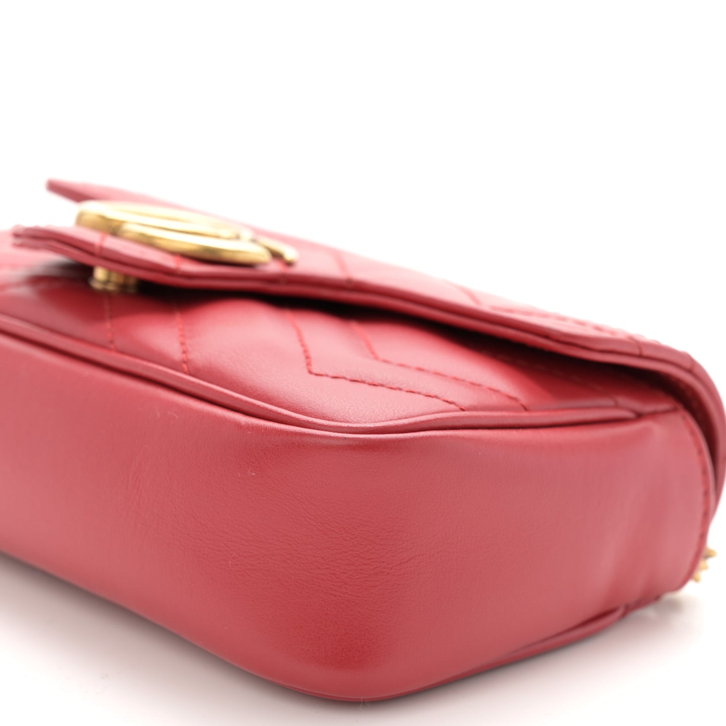 Calfskin Matelasse Super Mini GG Marmont Shoulder Bag Hibiscus Red