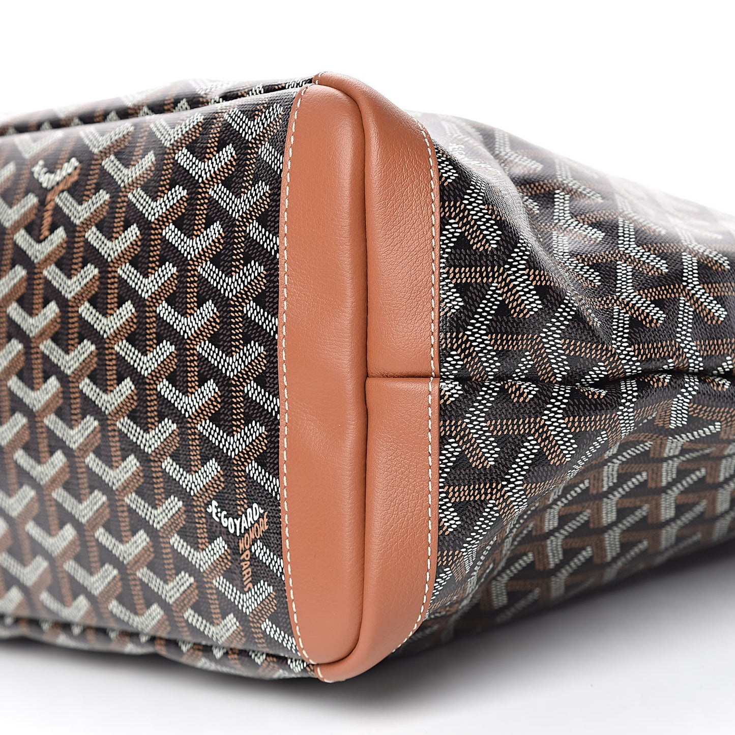 Goyardine Artois MM Black Gold