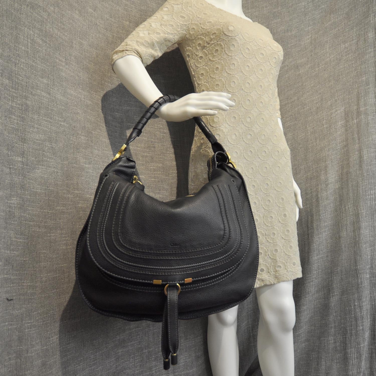 Chloe Leather Marcie Hobo Black 2 of 8