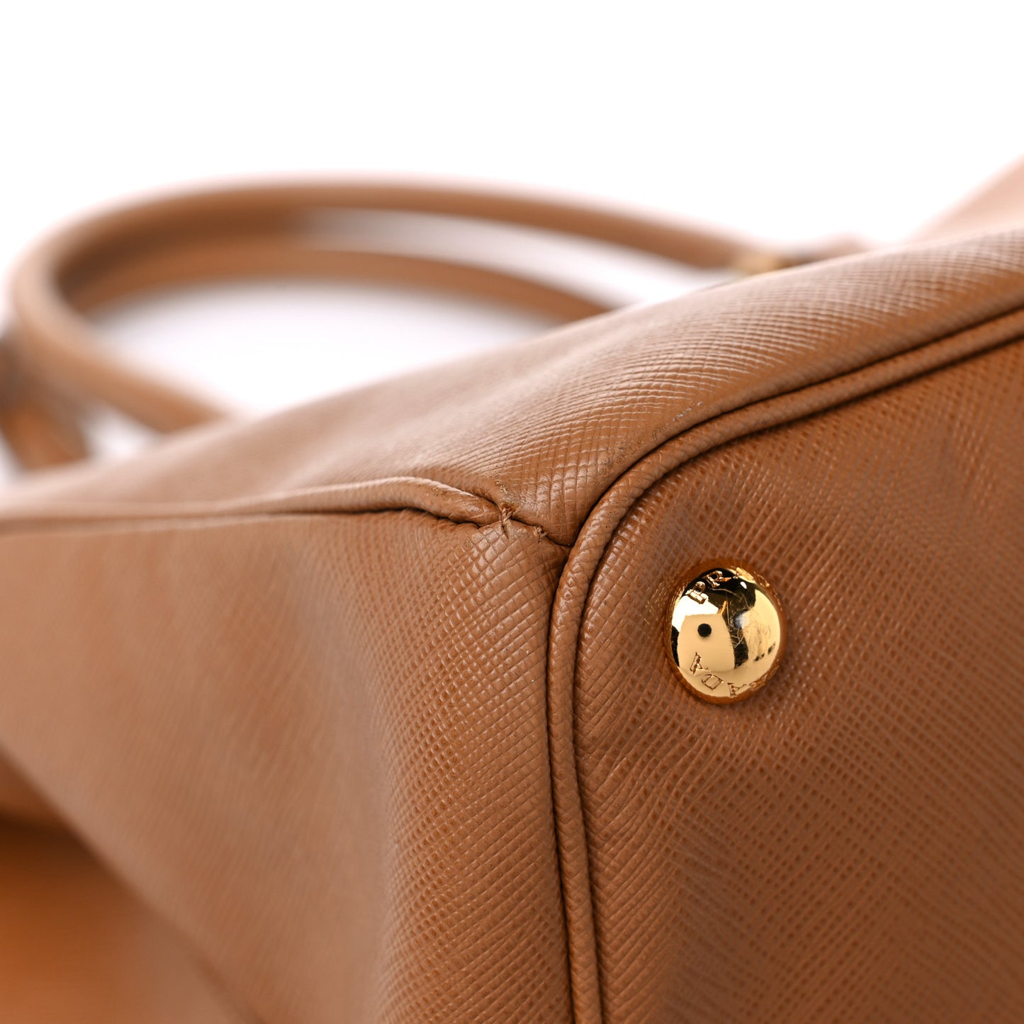 Saffiano Large Galleria Double Zip Tote Caramel