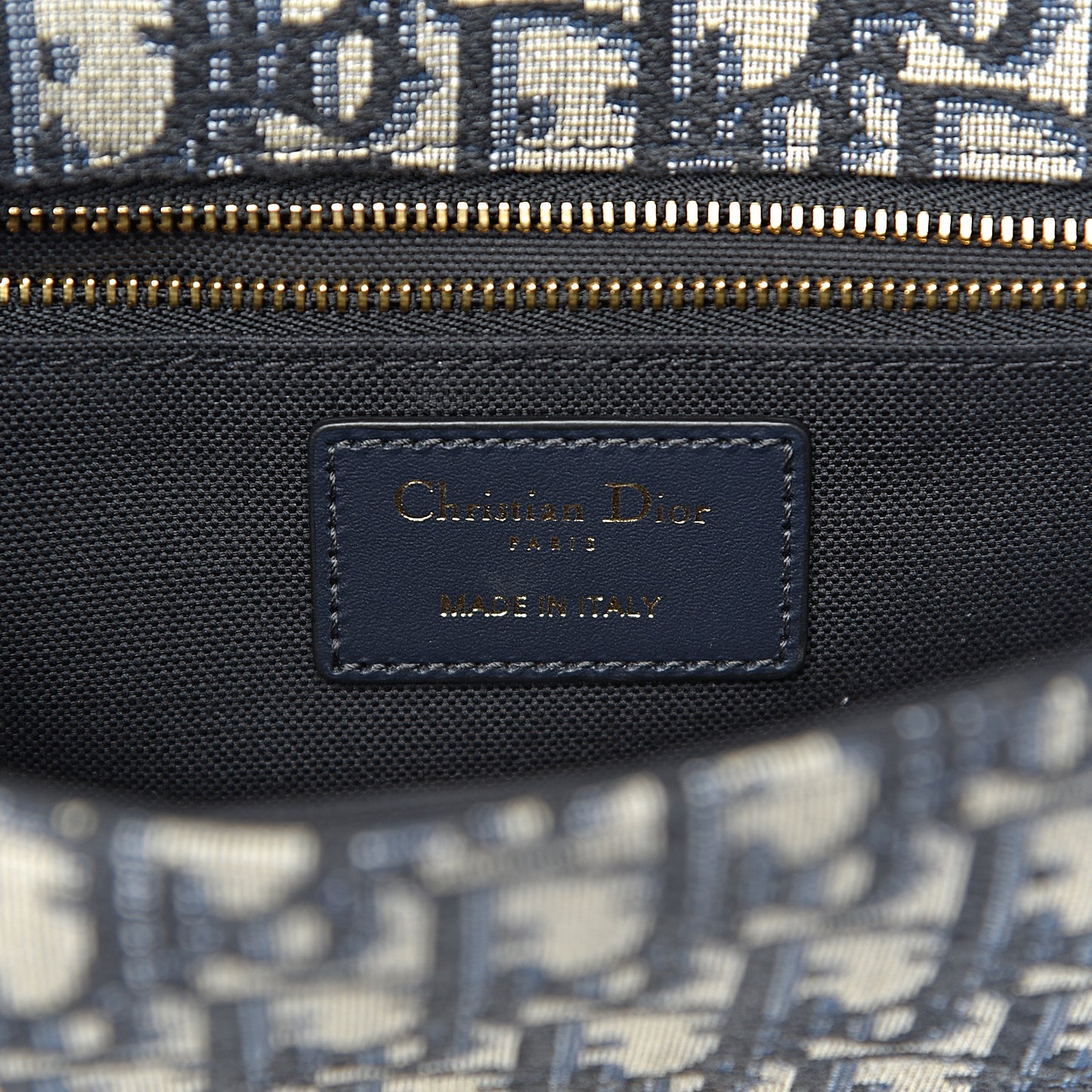 Oblique 30 Montaigne Flap Bag Blue