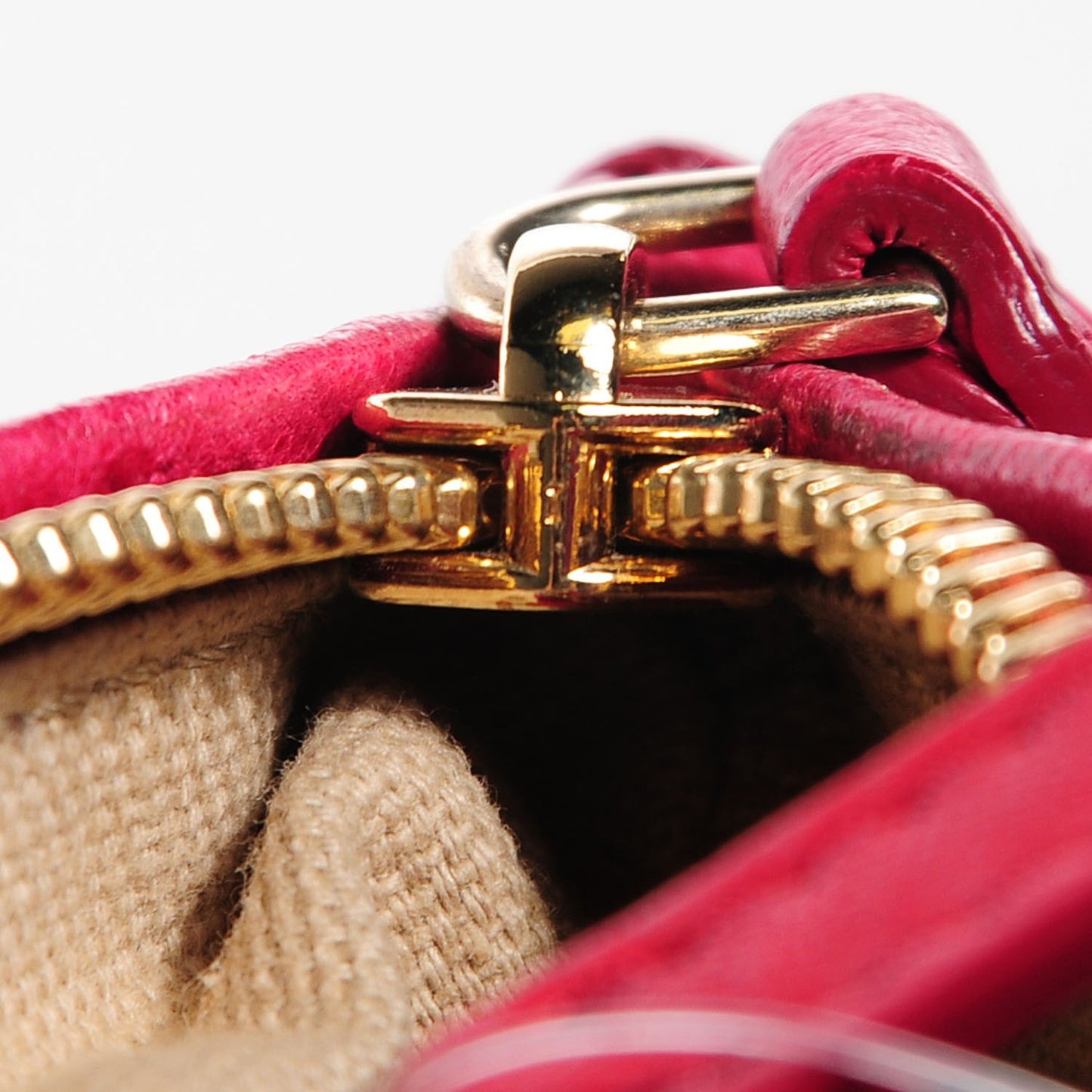 Tumbled Sheepskin Mini Pandora Cherry