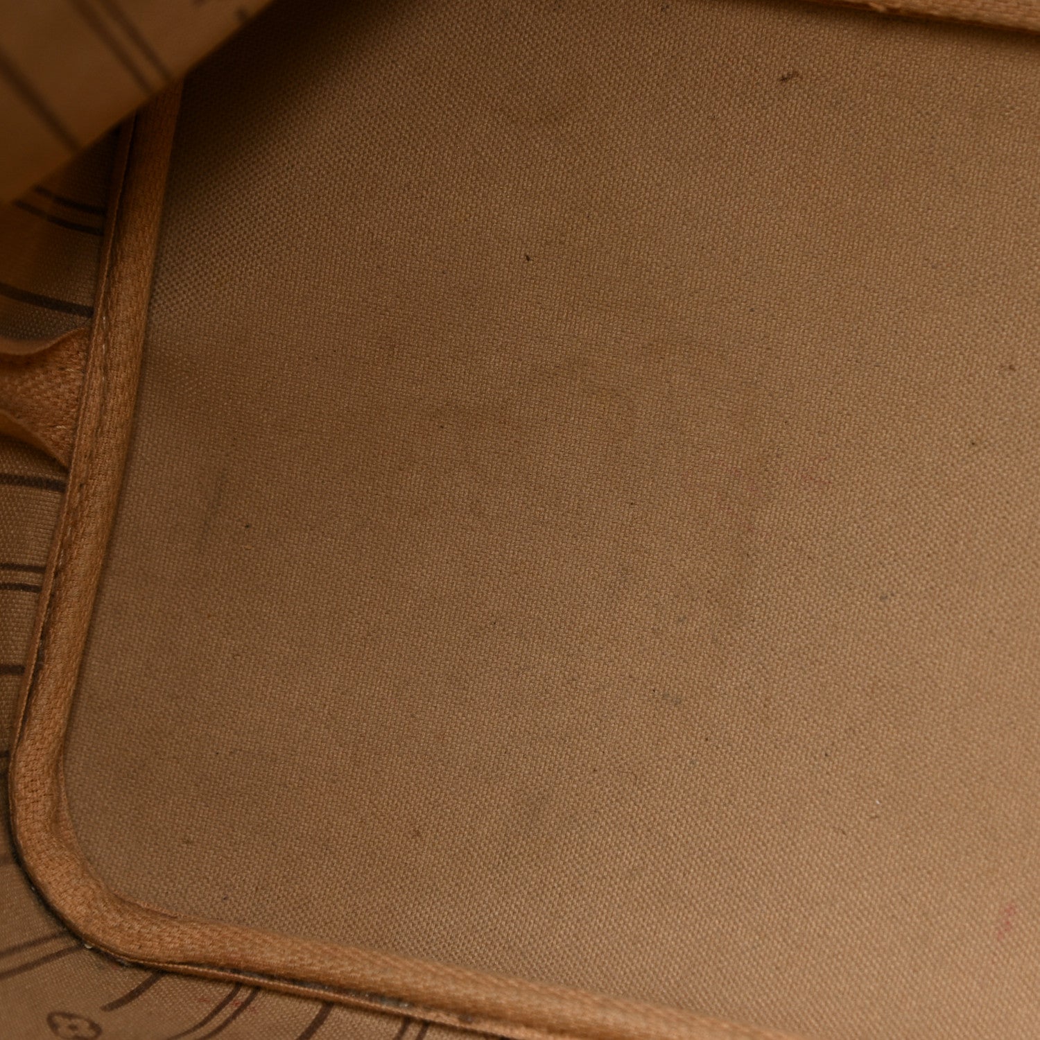 Louis Vuitton Monogram Neverfull MM 11 of 24