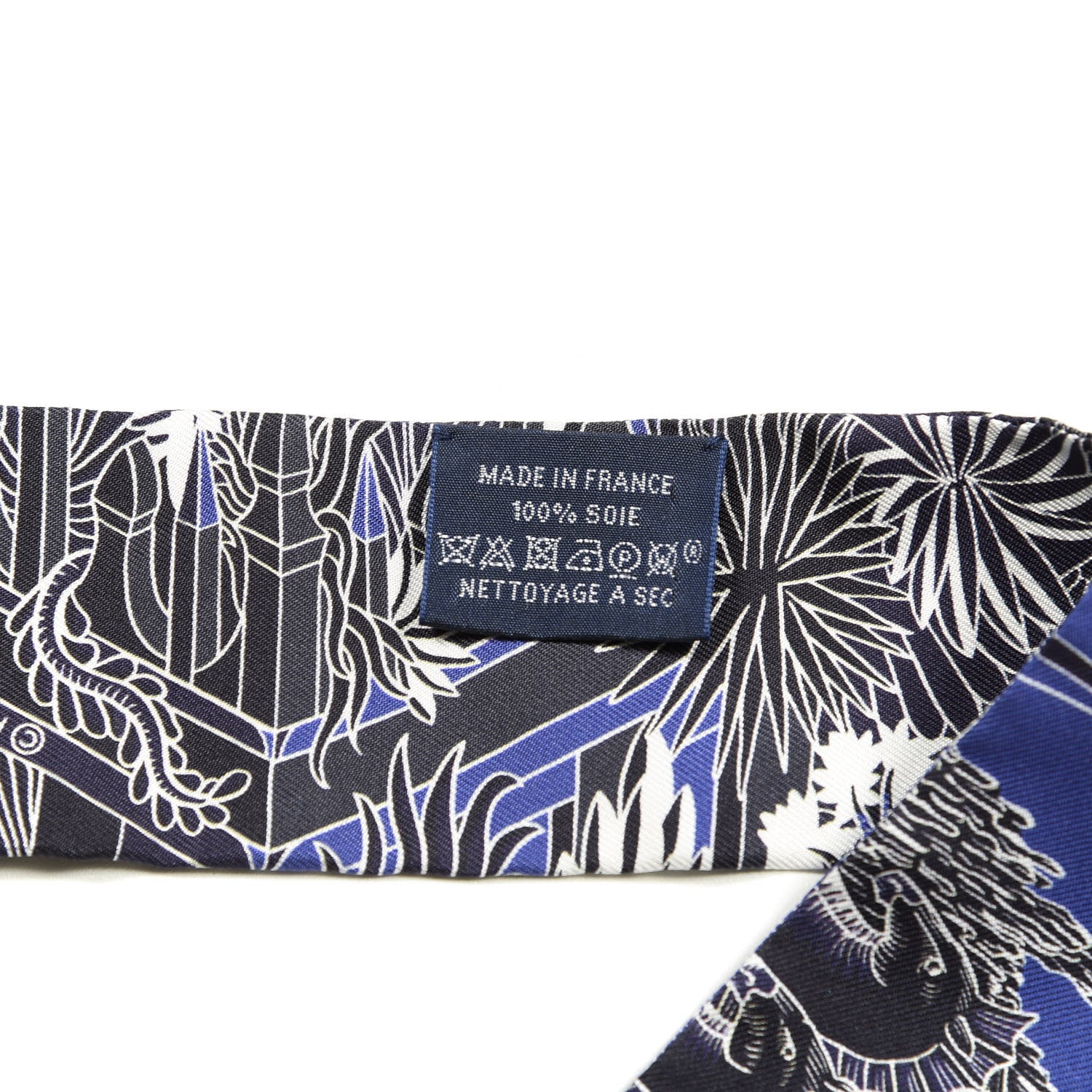 Hermes Silk Animapolis Plumetis Twilly Marine Bleu Royal 2 of 3