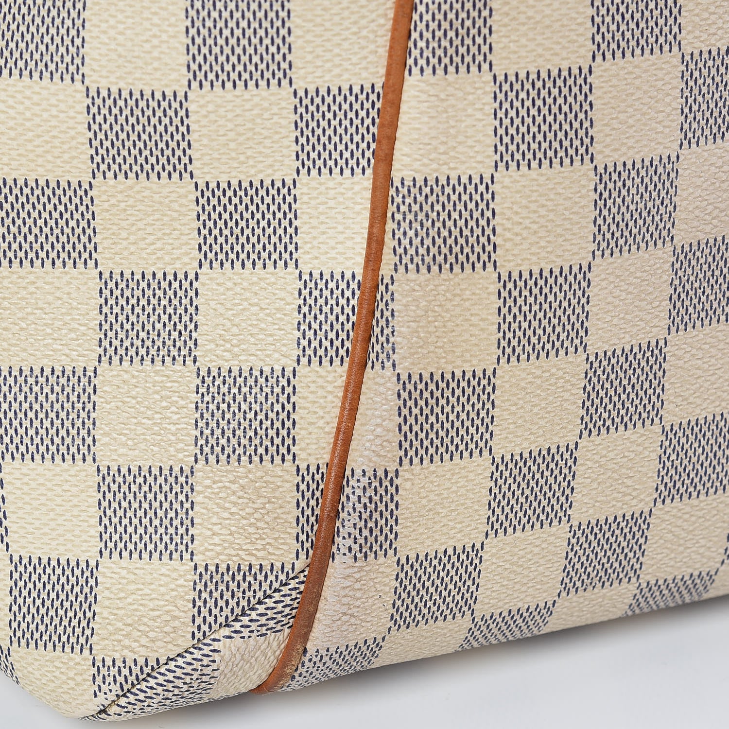 Louis Vuitton Damier Azur Totally MM 28 of 28