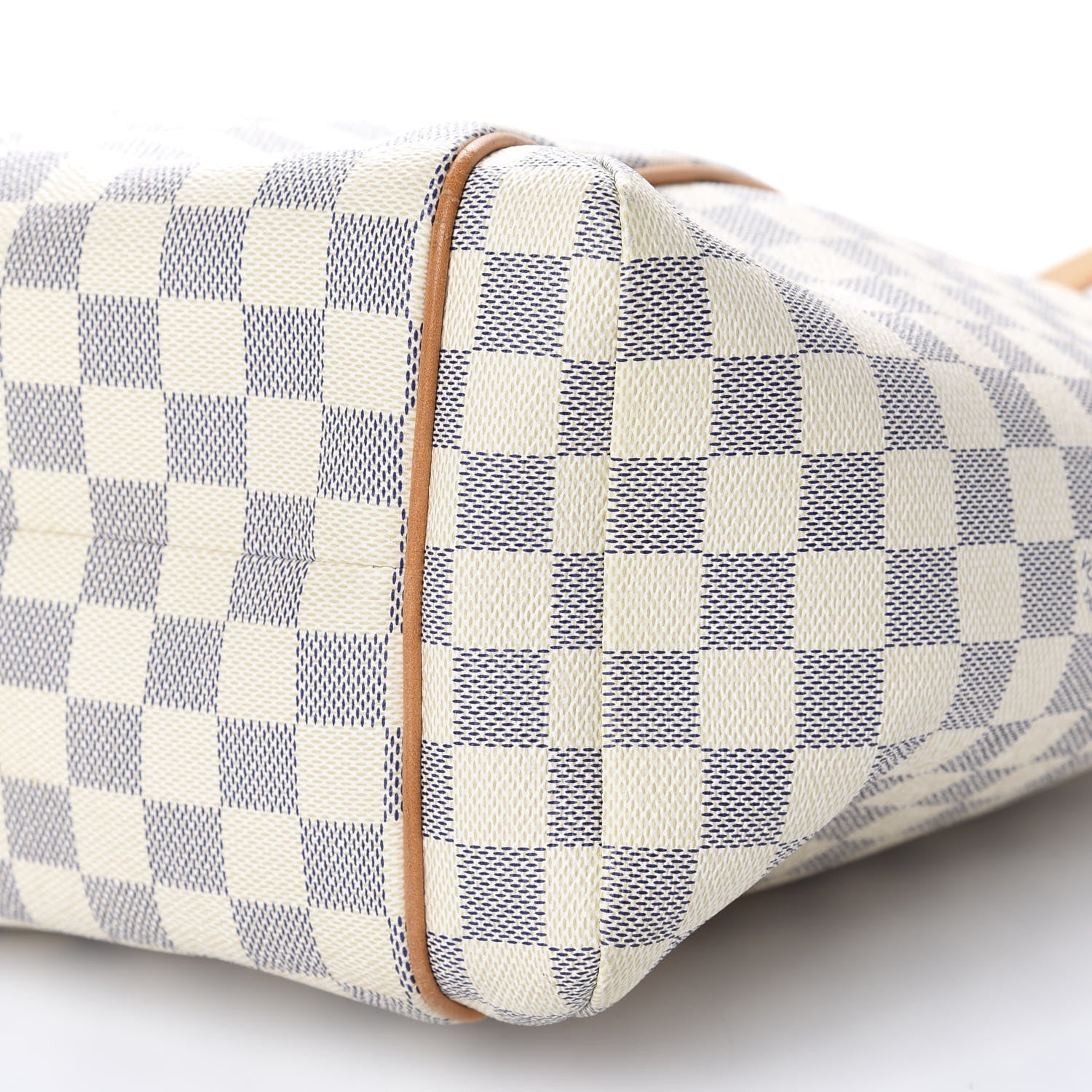 Louis Vuitton Damier Azur Totally MM 7 of 11