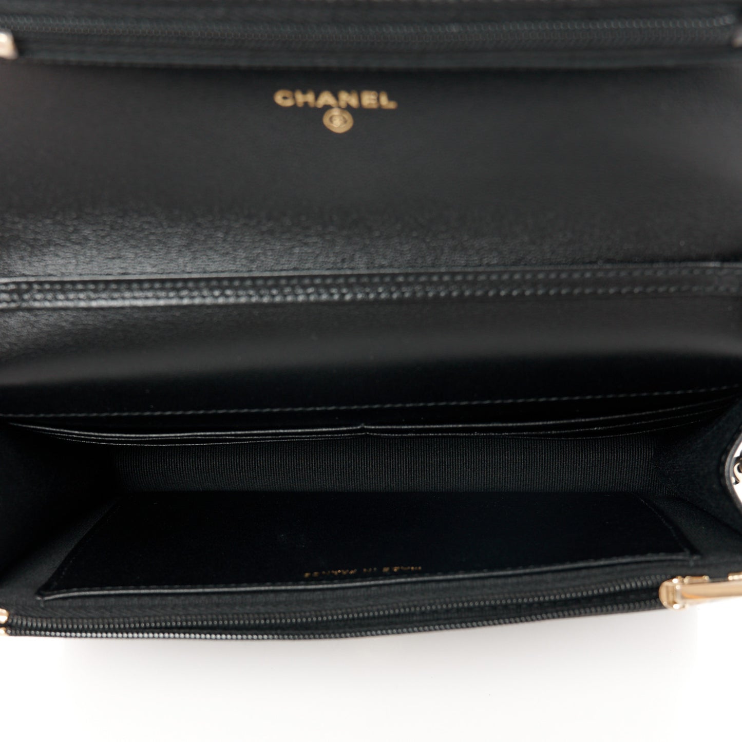 Lambskin Quilted CC Wallet On Chain WOC Black