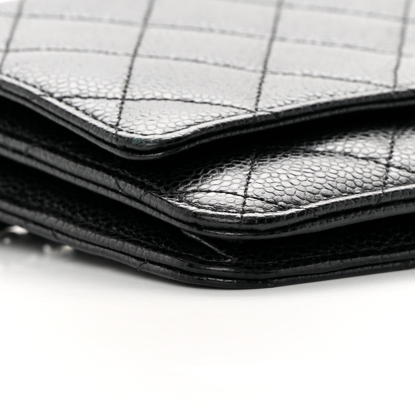 Caviar Quilted Wallet on Chain WOC Black