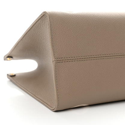 Louis Vuitton Empreinte Monogram Giant Onthego MM Tourterelle Creme 8 of 10