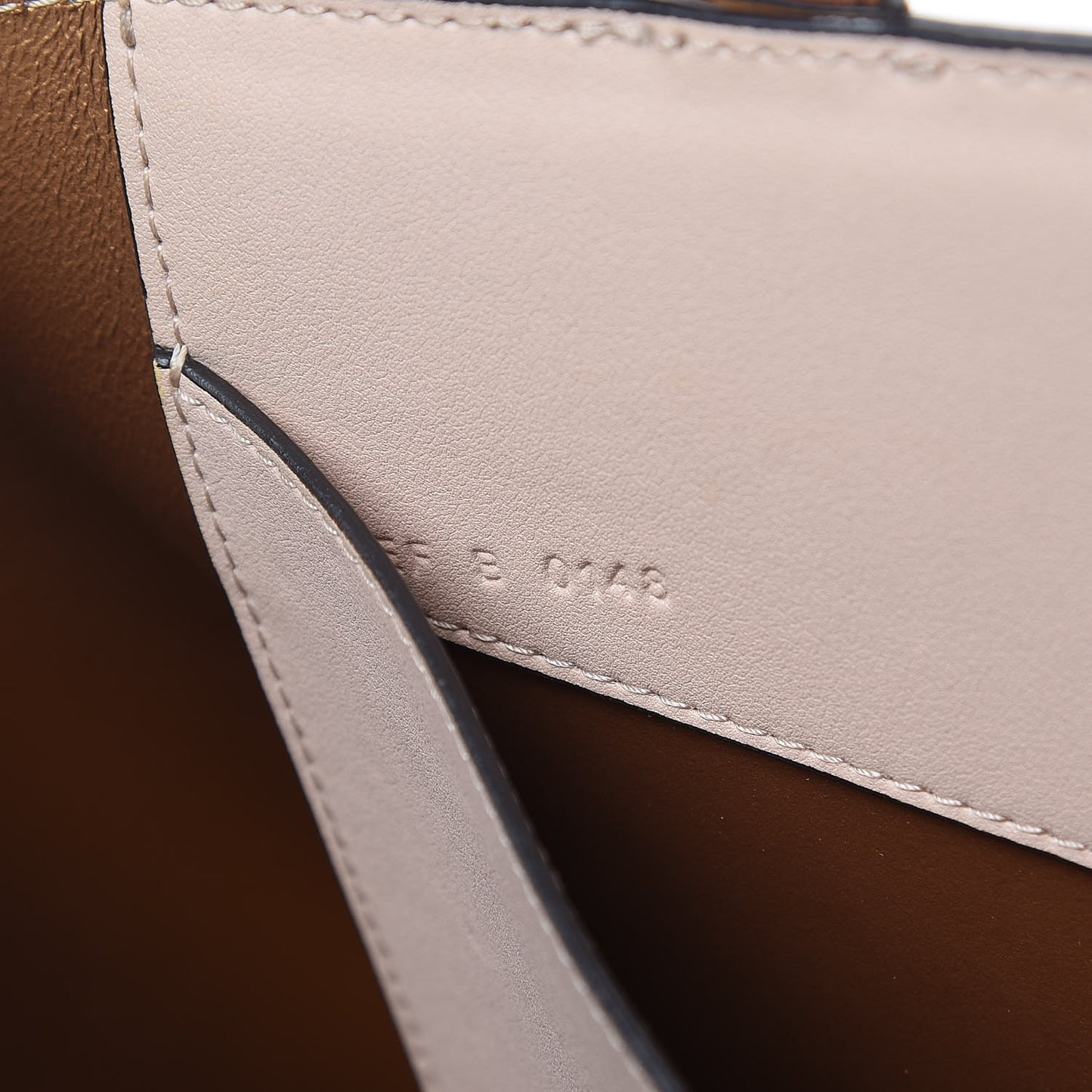 Calfskin Medium GV Shopper Tote Powder
