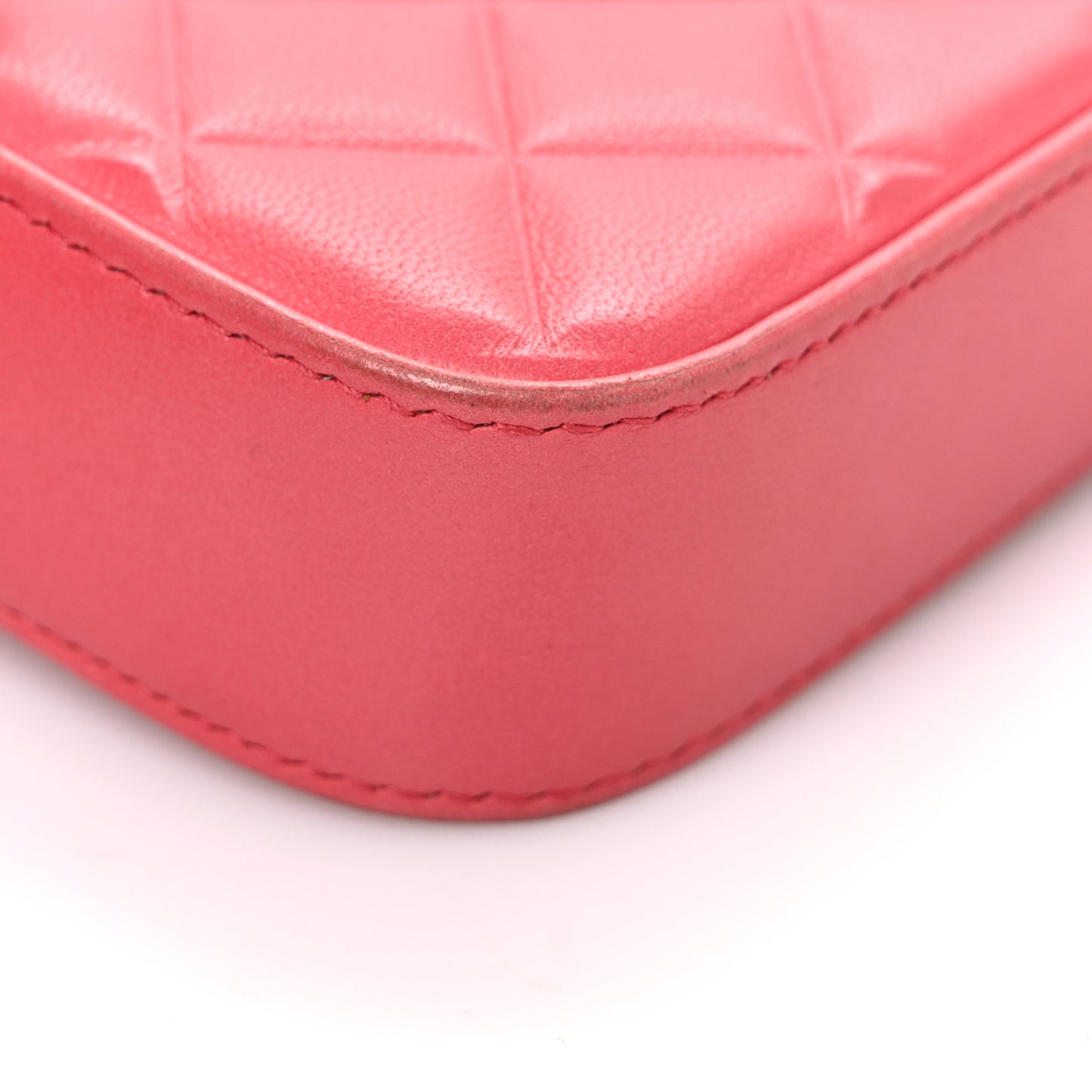 Lambskin Quilted Small Clutch With Chain Pink