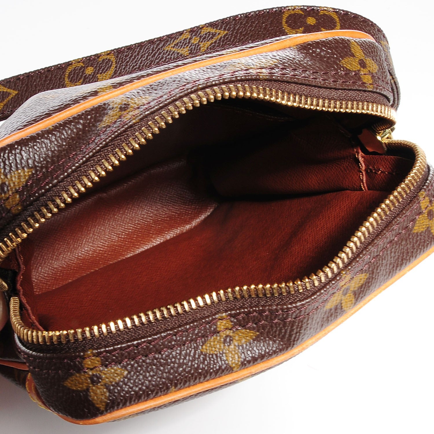 Louis Vuitton Monogram Danube 20 5 of 7
