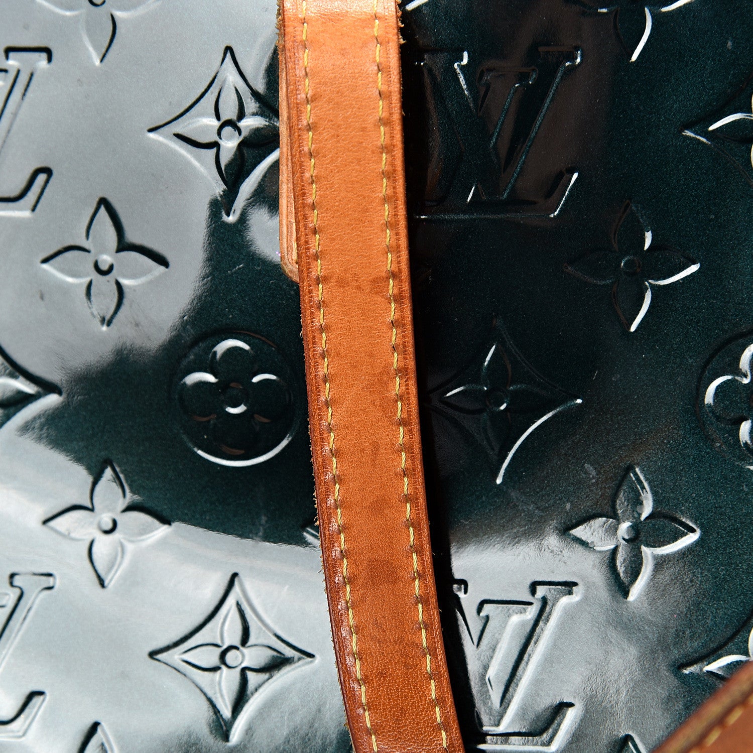 Louis Vuitton Vernis Bellevue PM Blue Nuit 17 of 18