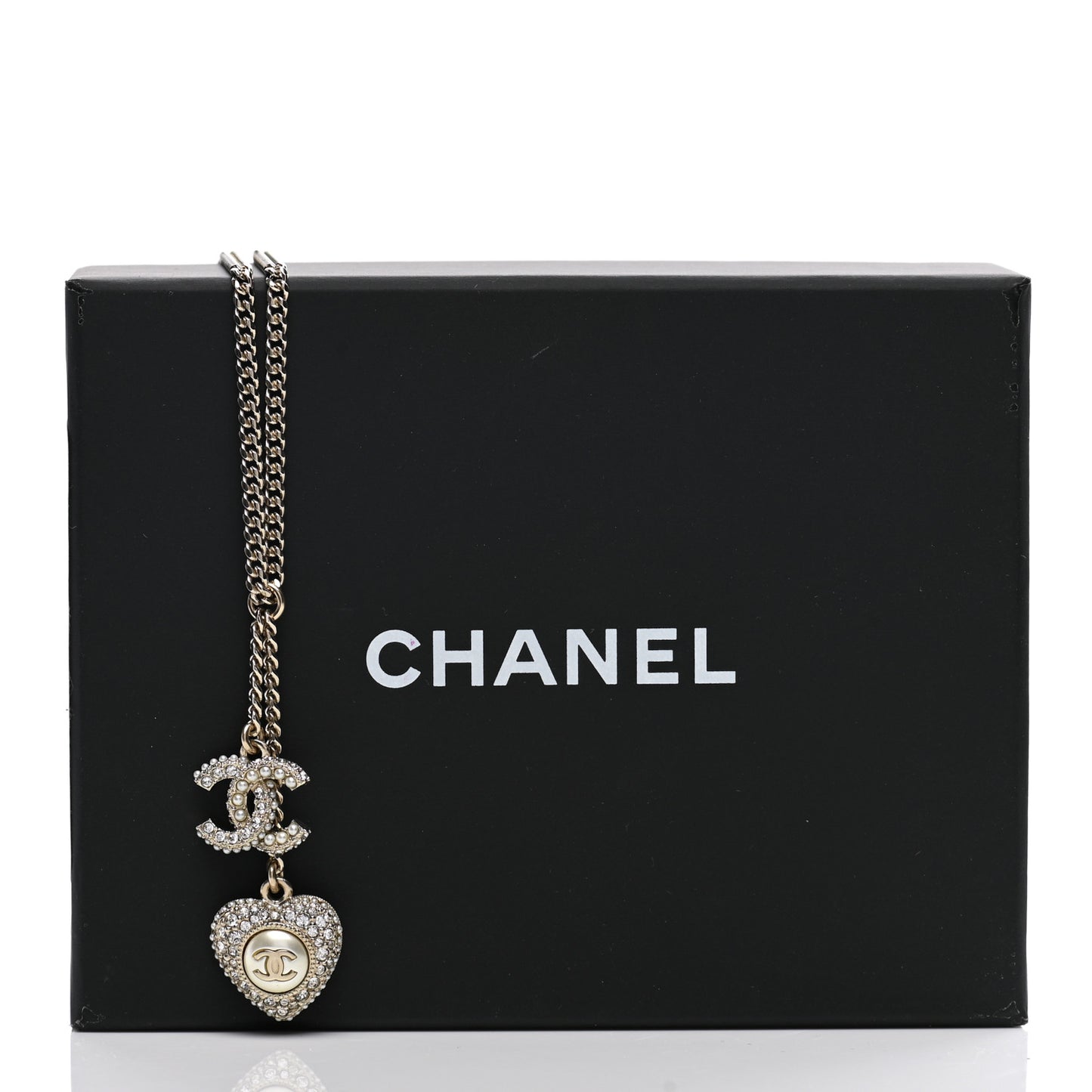 Pearl Crystal CC Heart Necklace Pearly White Gold
